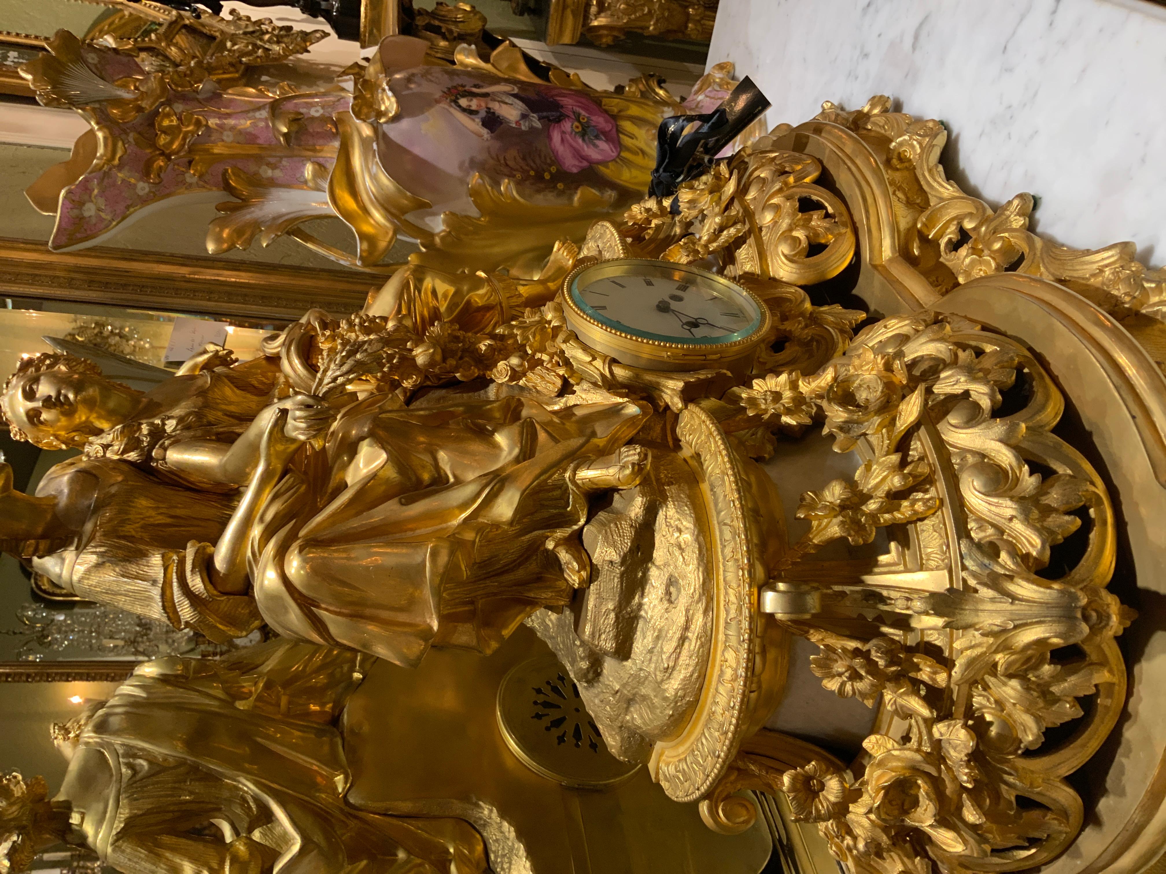Elegant and Large Gilt Bronze French Clock For Sale 6