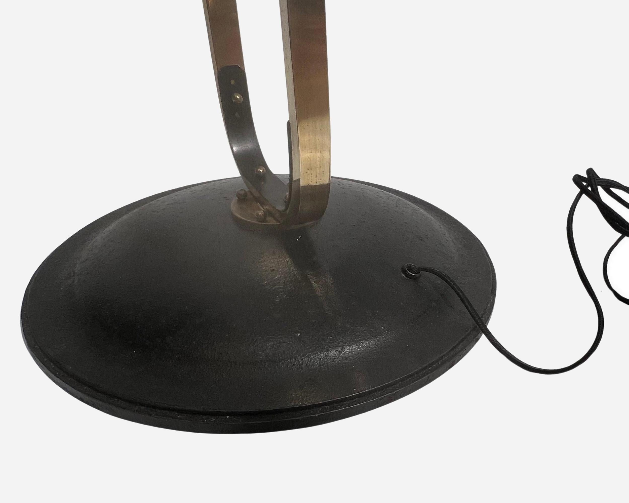 Elegant et original lampadaire diabolo à double lumière, France, vers 1940 en vente 1