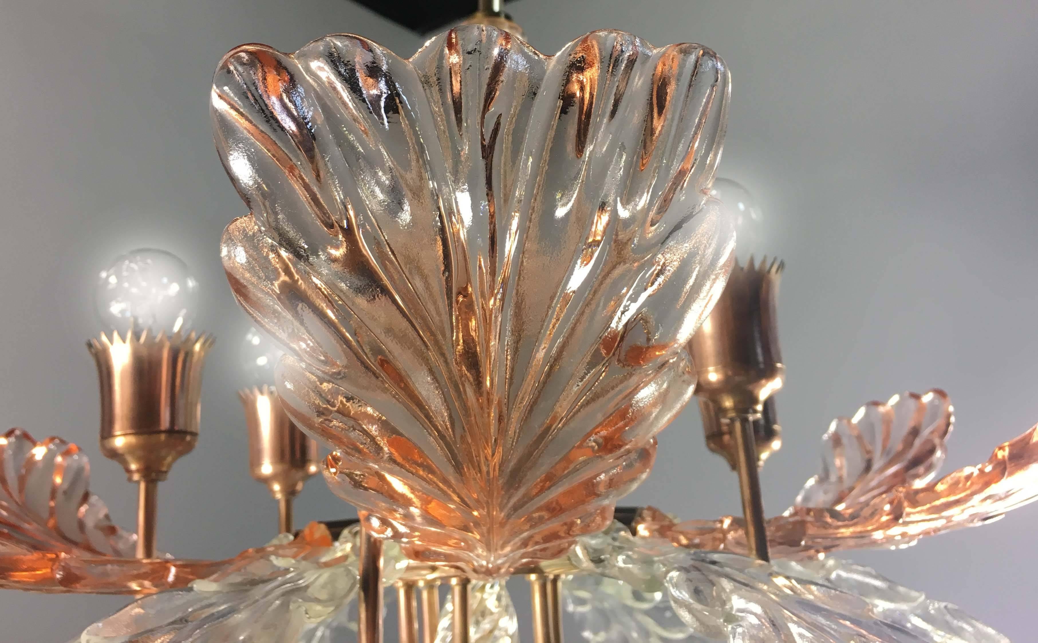 20th Century Elegant and Rare Chandelier by Barovier & Toso, Murano, 1940s For Sale