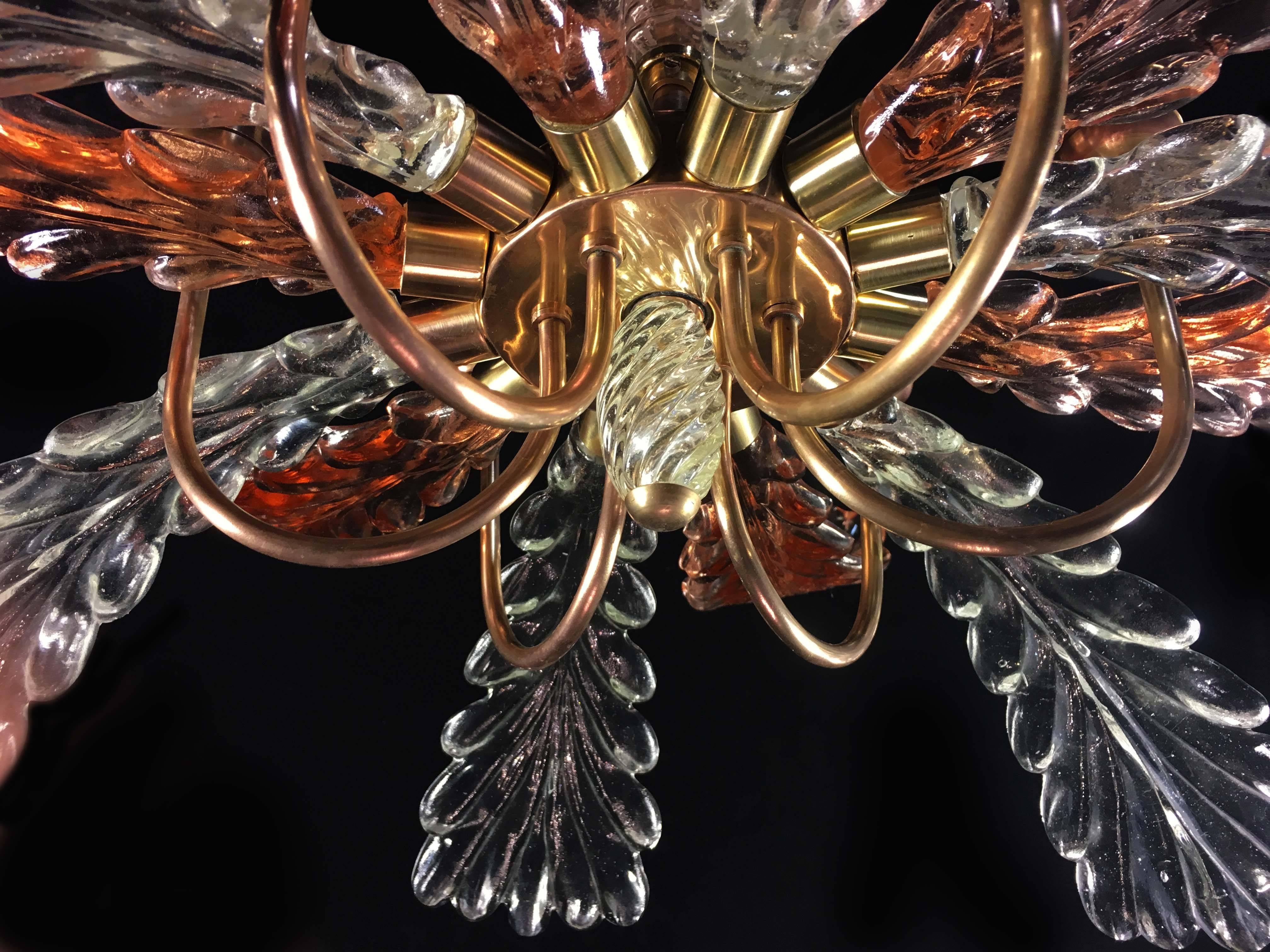 Elegant and Rare Chandelier by Barovier & Toso, Murano, 1940s For Sale 3