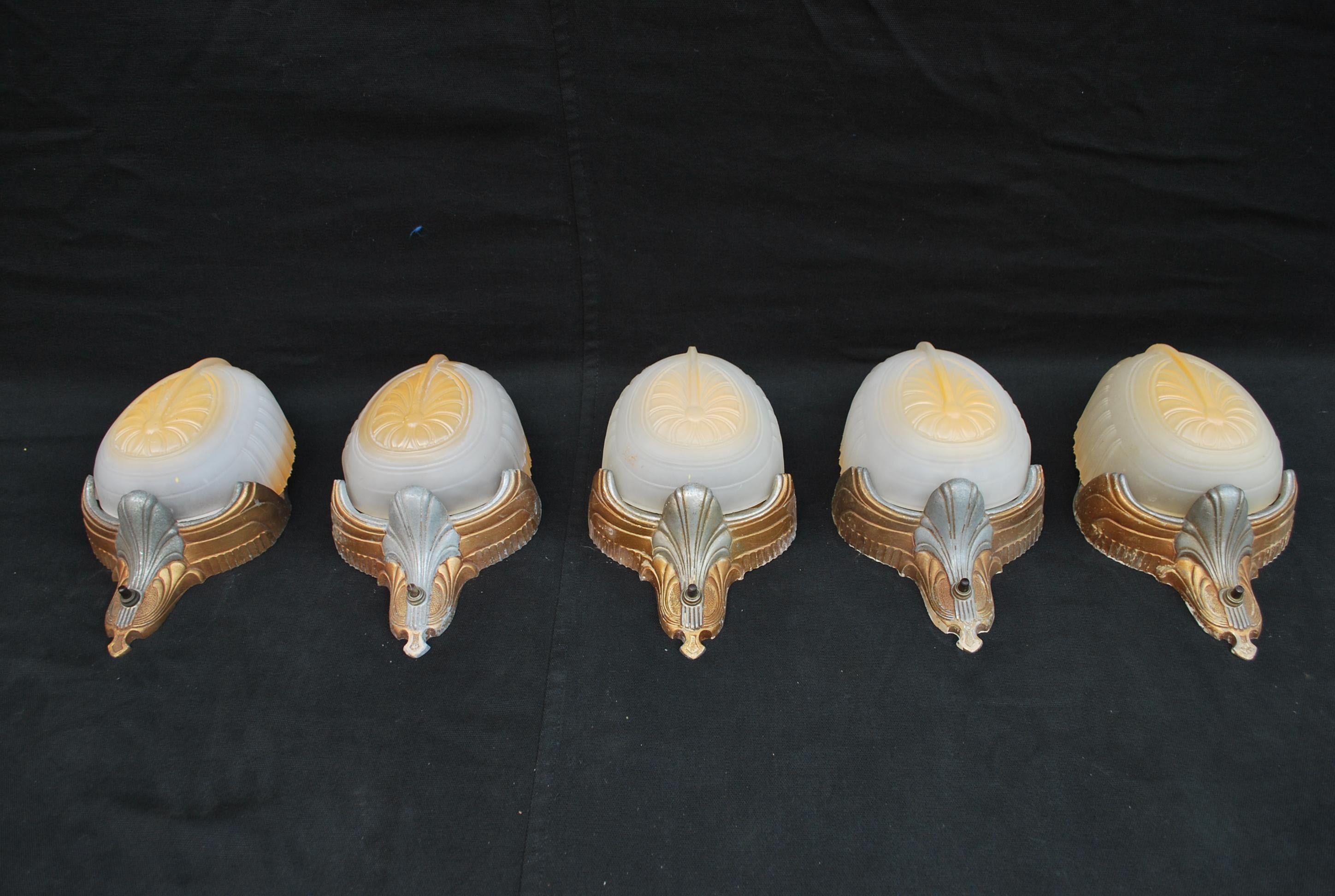 Elegant and Rare Set of Five Art Deco Sconces ( three  are sold ) For Sale 1
