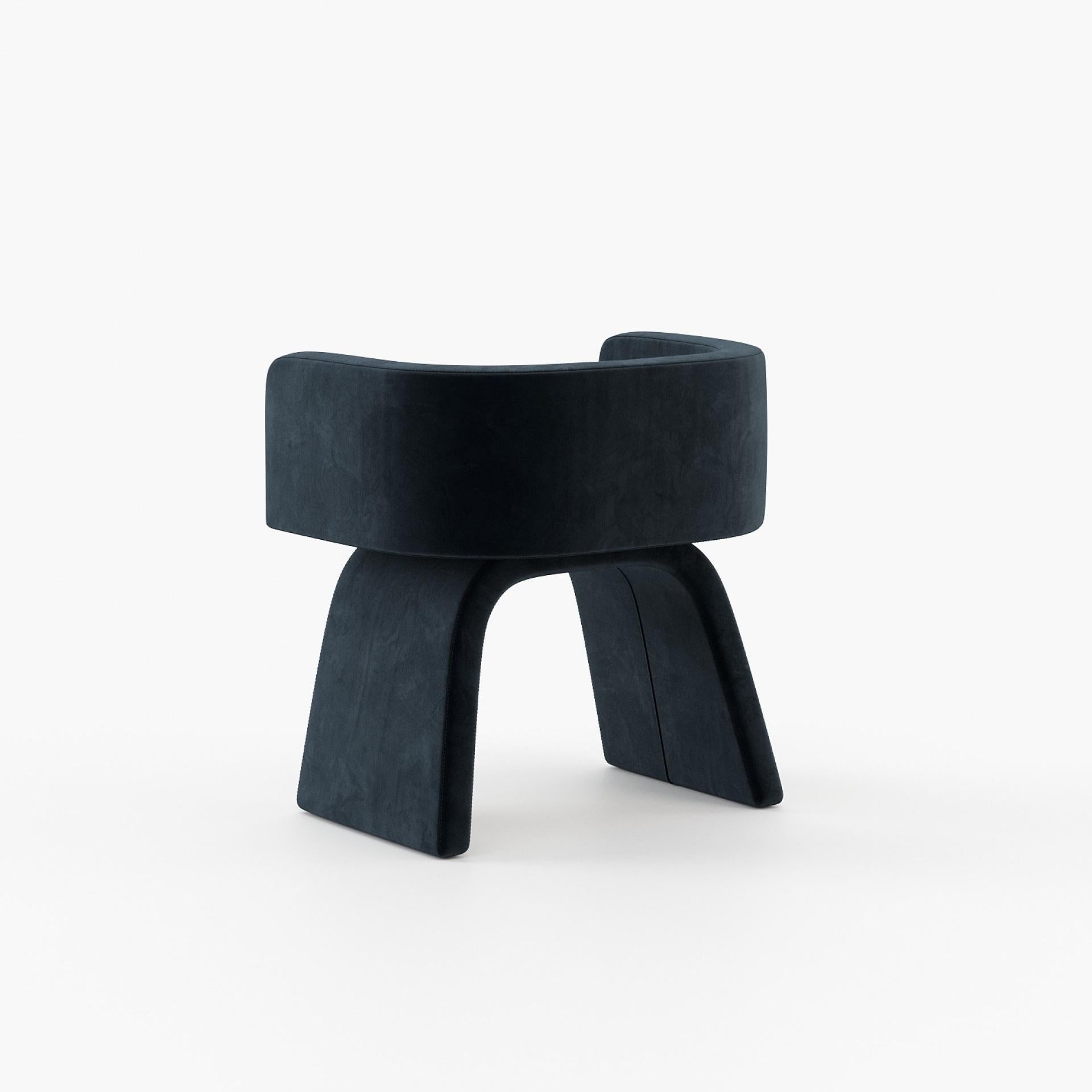 Elegante e stabile sgabello da toilette imbottito in velluto dal design moderno In condizioni Nuovo in vendita a NEW YORK, NY