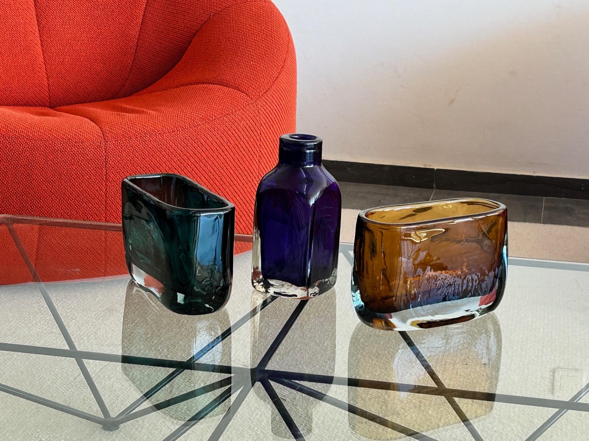 Eleganza e spessore del vaso in vetro degli anni 2000, Italia in vendita 3