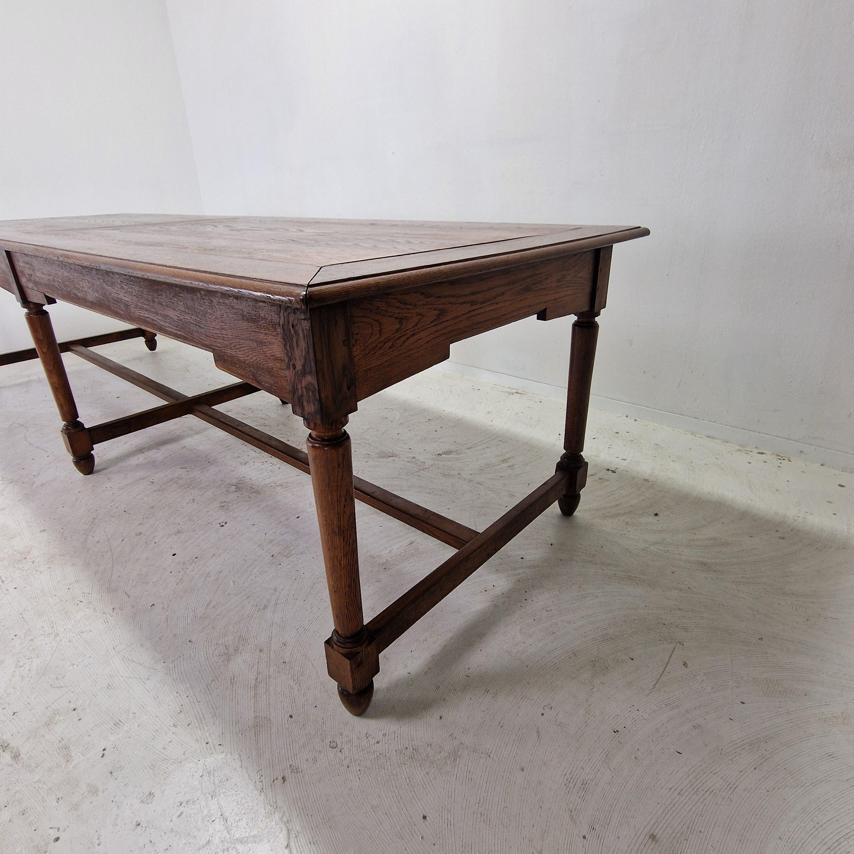 Elegant and Very Large French Antique Monastery Dining Table, 19th Century en venta 3