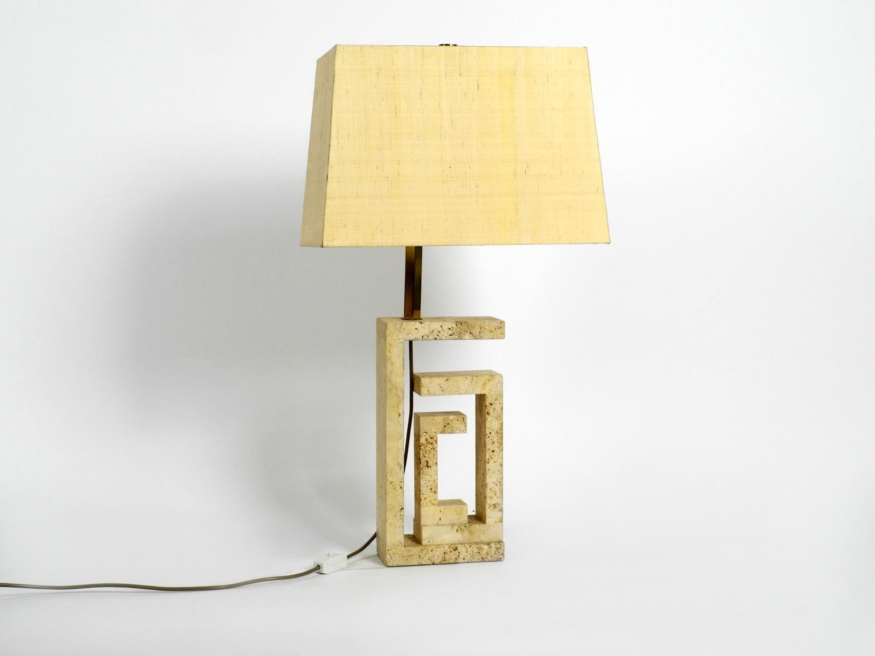 Mid-20th Century Elegant and Very Large Italian Sculptural Travertine Table Lamp from the 1960s