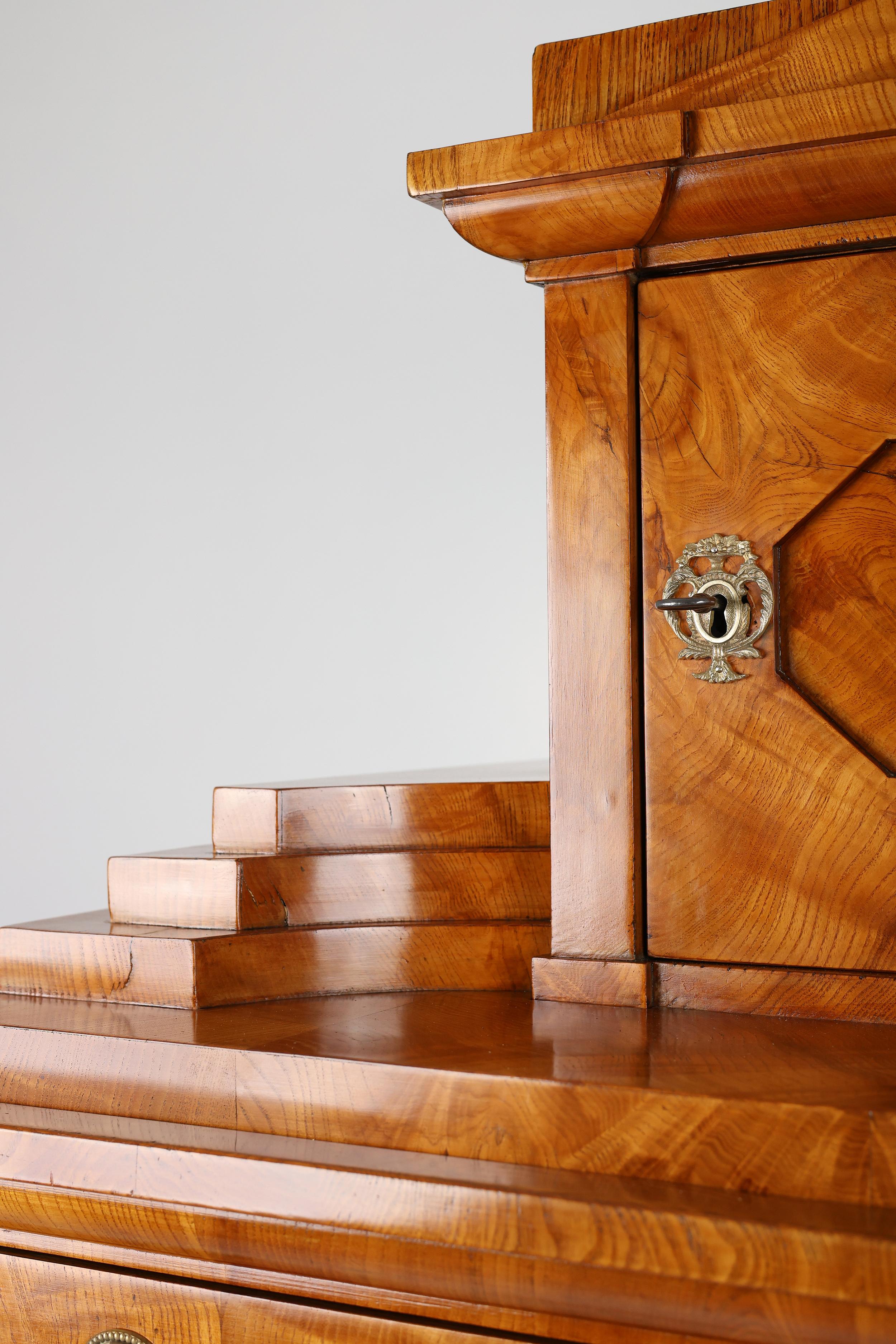 German Elegant Antique Ash Veneer Secretary Desk For Sale