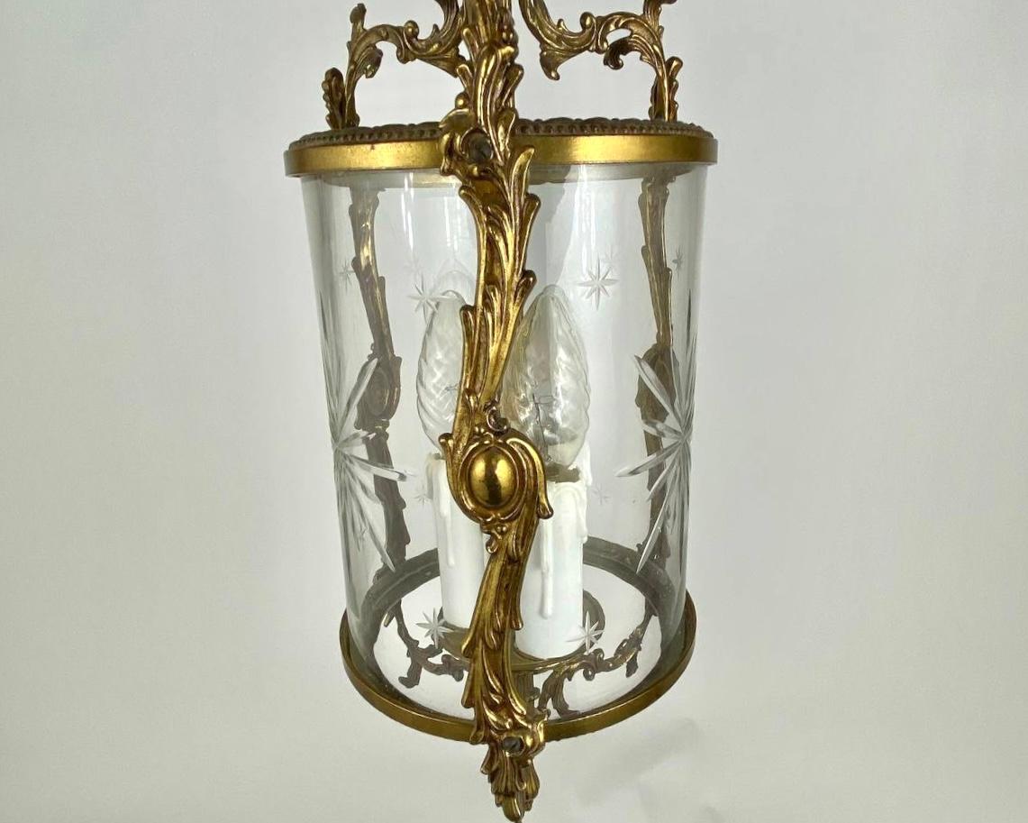 Early 20th Century Elegant Antique Ceiling Lantern In Glass and Gilt Brass, France For Sale