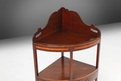 Eleganter antiker Eckschrank mit Holzeinlage und 2 Schubladen, Frankreich ca. 1850
