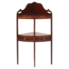Eleganter antiker Eckschrank mit Holzeinlage und 2 Schubladen, Frankreich ca. 1850