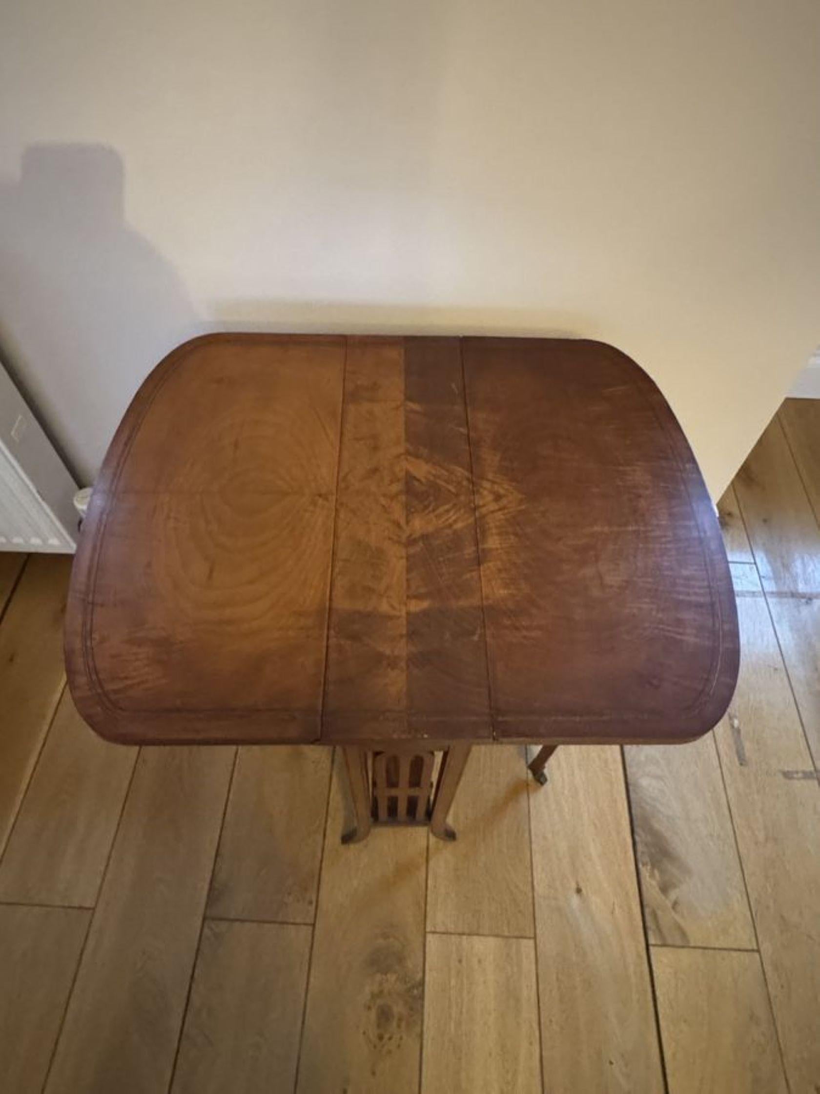 20th Century Elegant antique Edwardian Sutherland table by Maple & Co For Sale