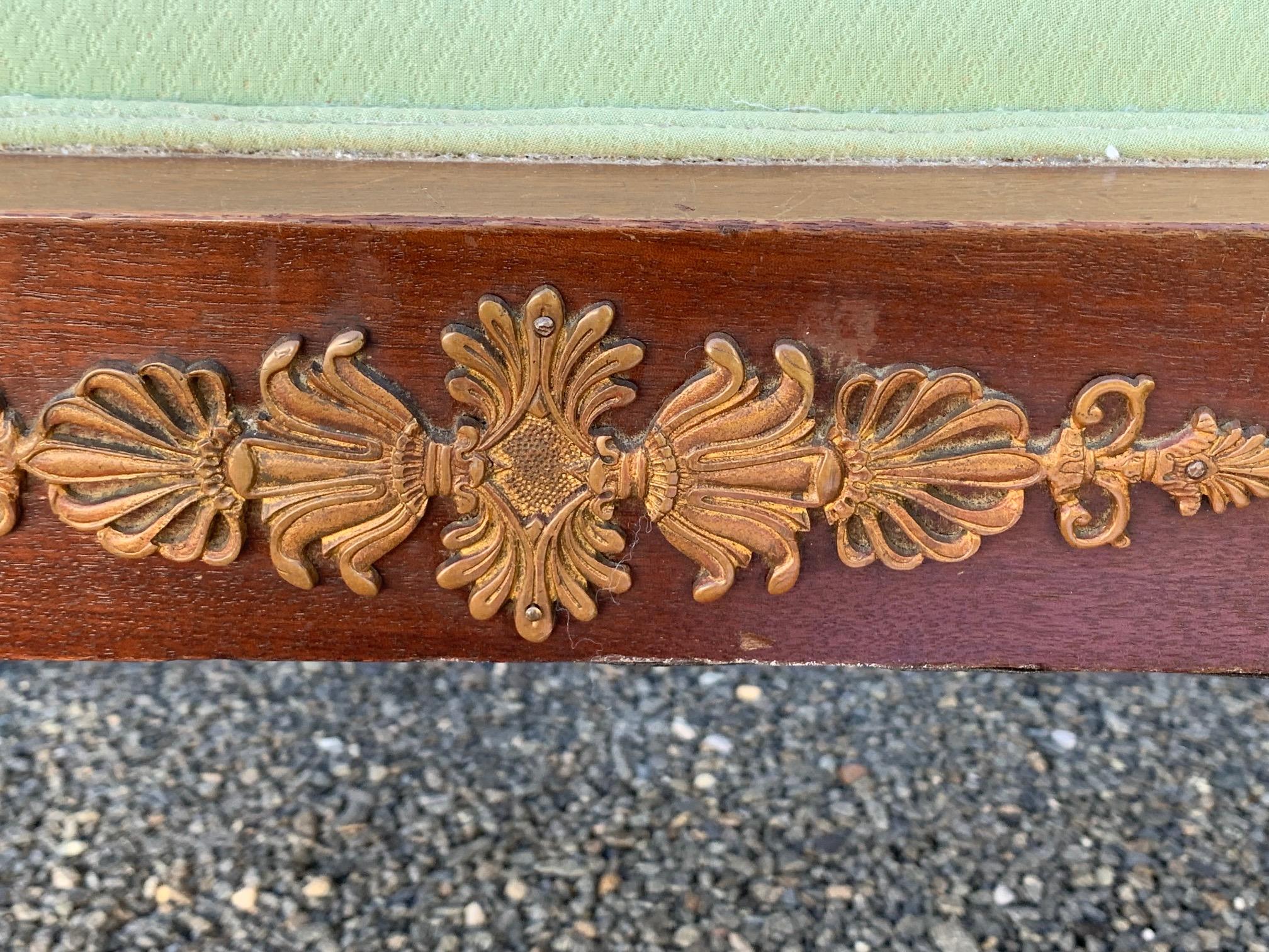 Elegant Antique French Carved Wood Recamier Bench with Bronze Mounts In Good Condition For Sale In Hopewell, NJ