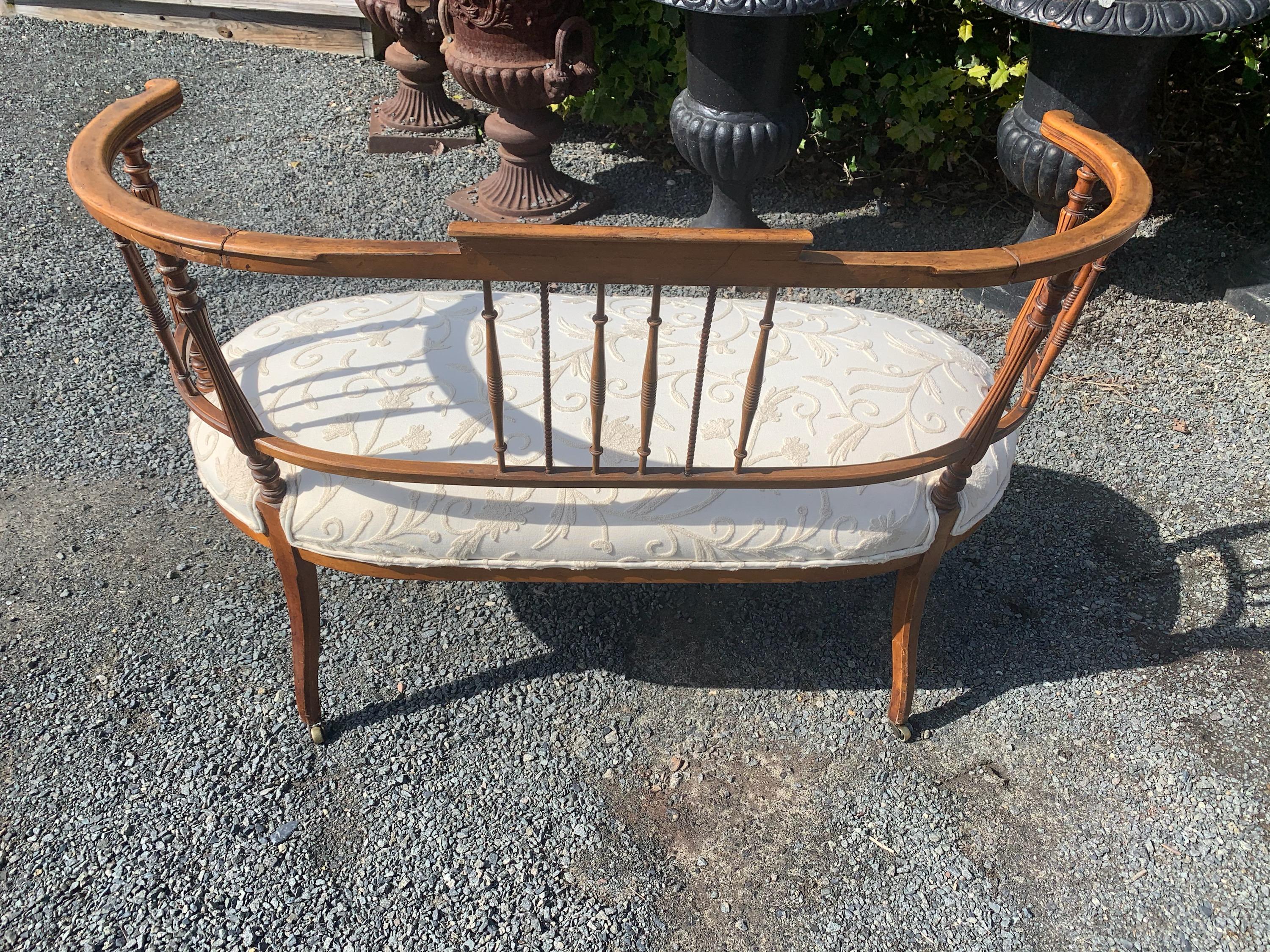 Elegant Antique French Curved Back Settee with Carved Spindlesa 1