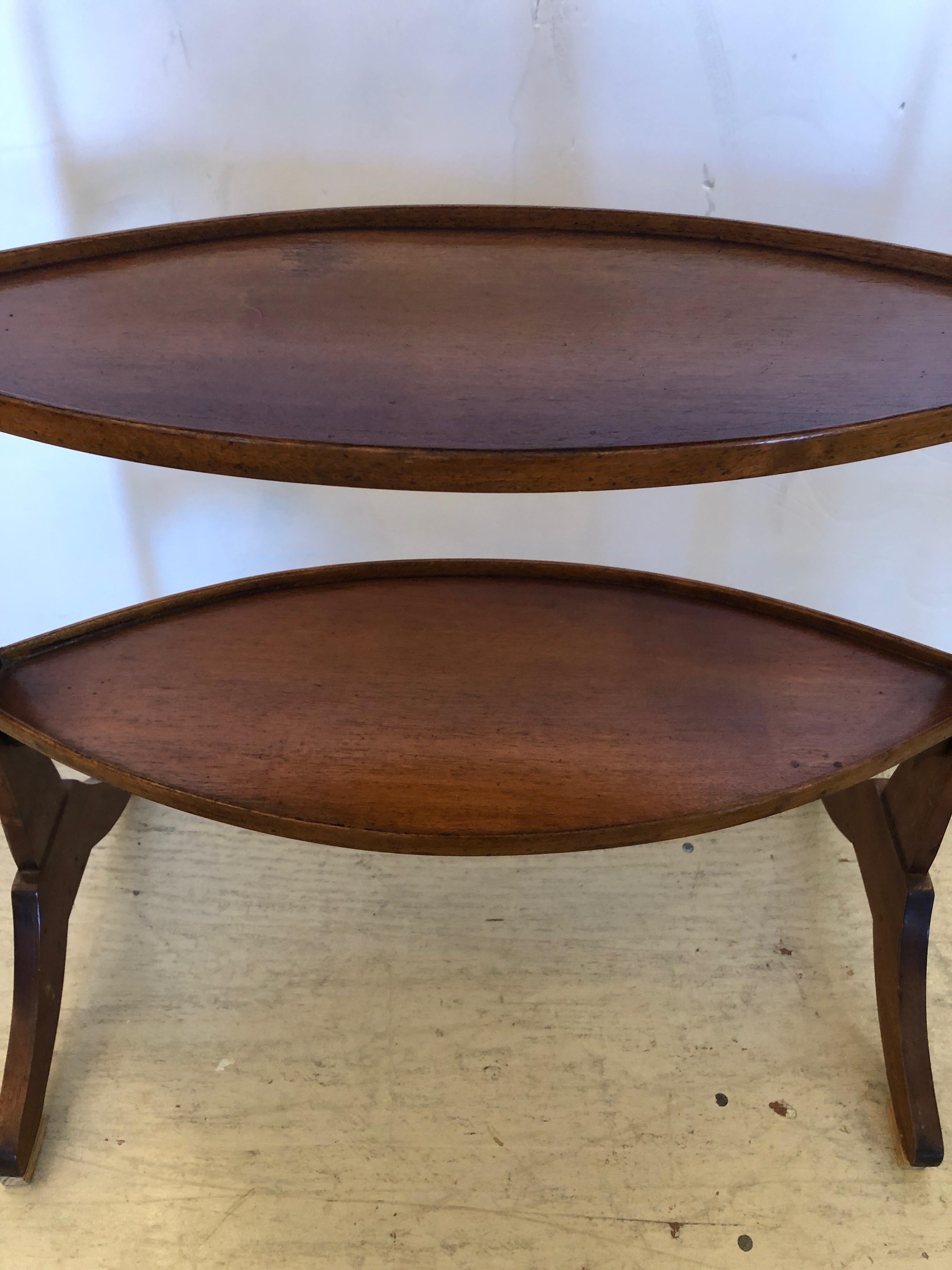 Elegant Antique Italian Directoire Fruitwood Side Table with Octagonal Top In Excellent Condition For Sale In Hopewell, NJ