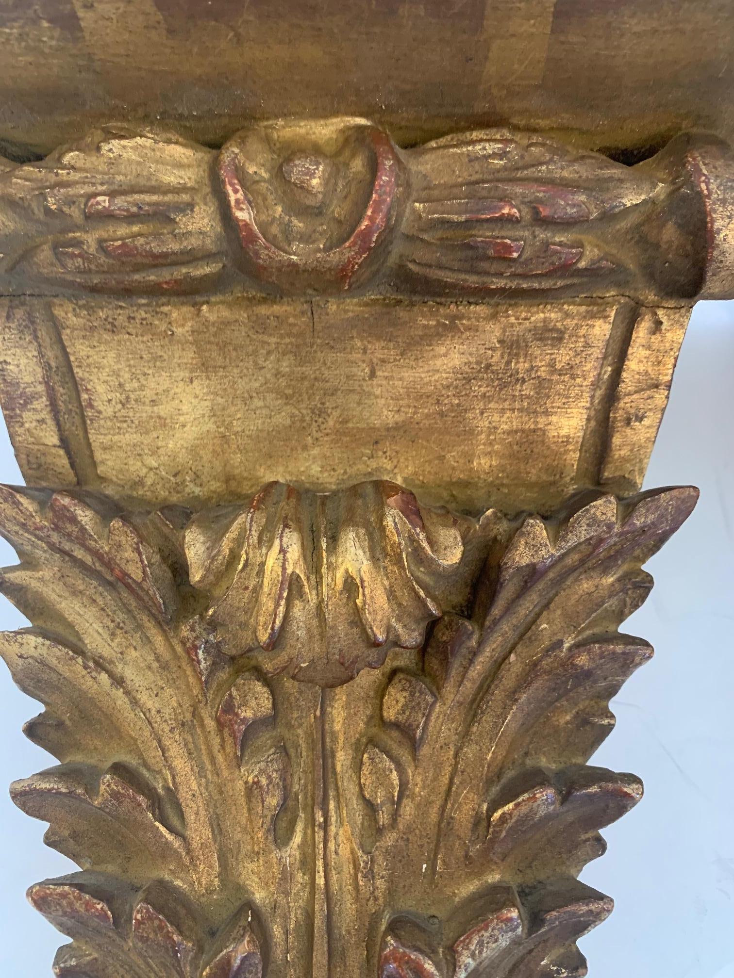 Elegant Antique Pair of Carved and Gilded French Wall Brackets In Good Condition For Sale In Hopewell, NJ