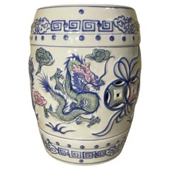 Elegant tabouret de jardin / table d'appoint Dragon en céramique chinoise de style ancien