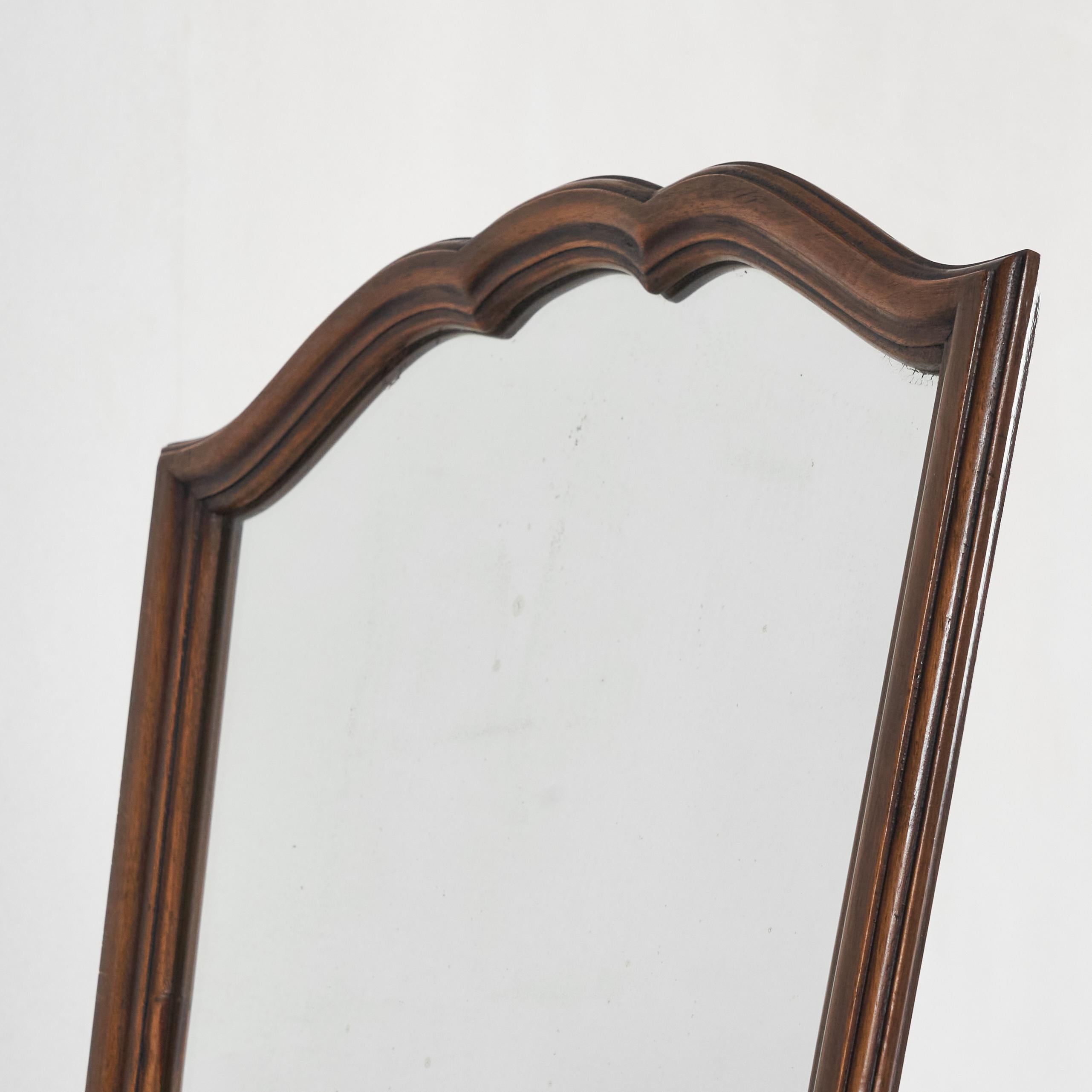 Hand-Crafted Elegant Antique Table Mirror in Wood  For Sale