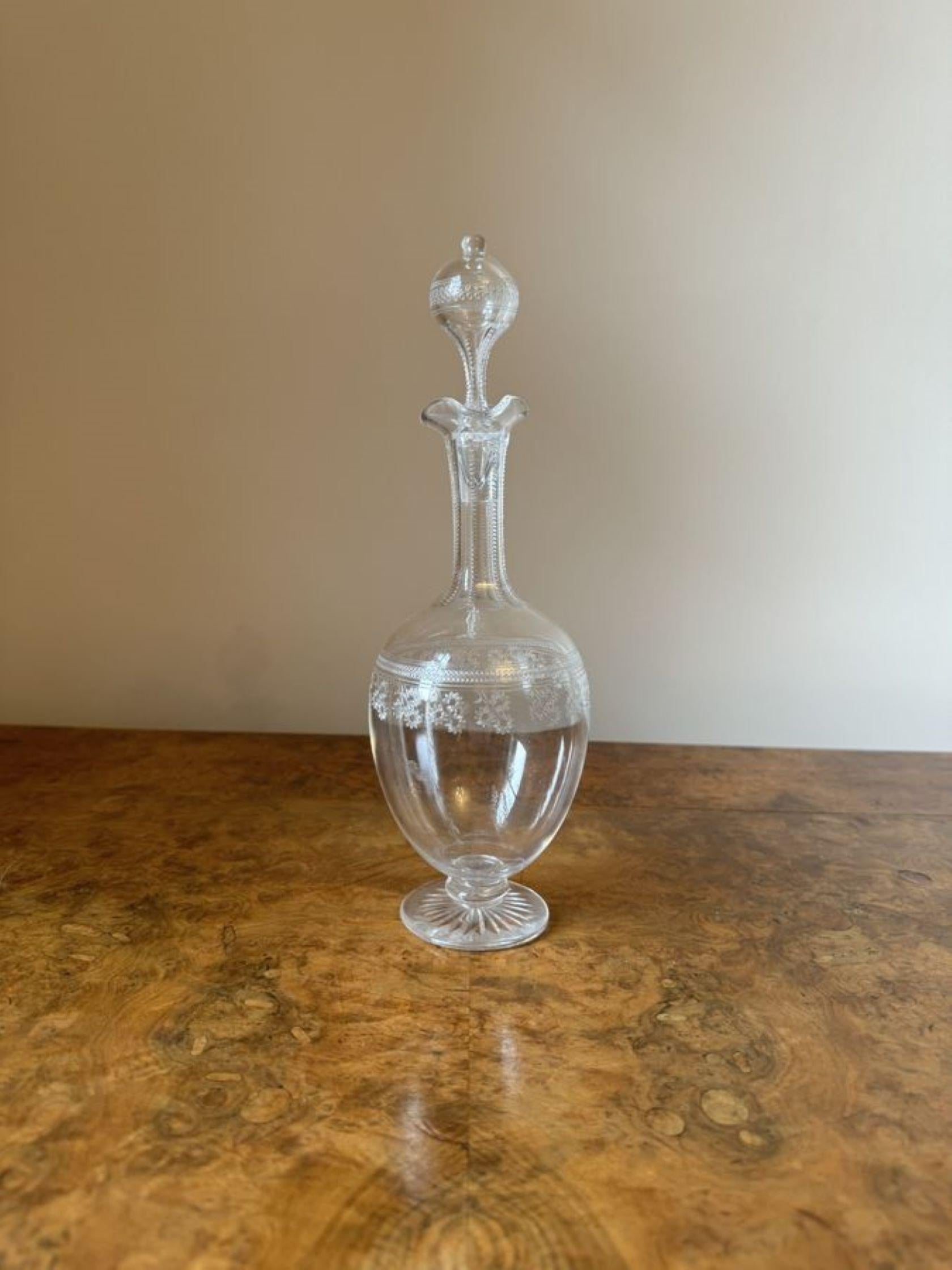 Elegant antique Victorian decanter  In Good Condition For Sale In Ipswich, GB
