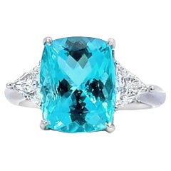 Elegant Aquamarine Ring