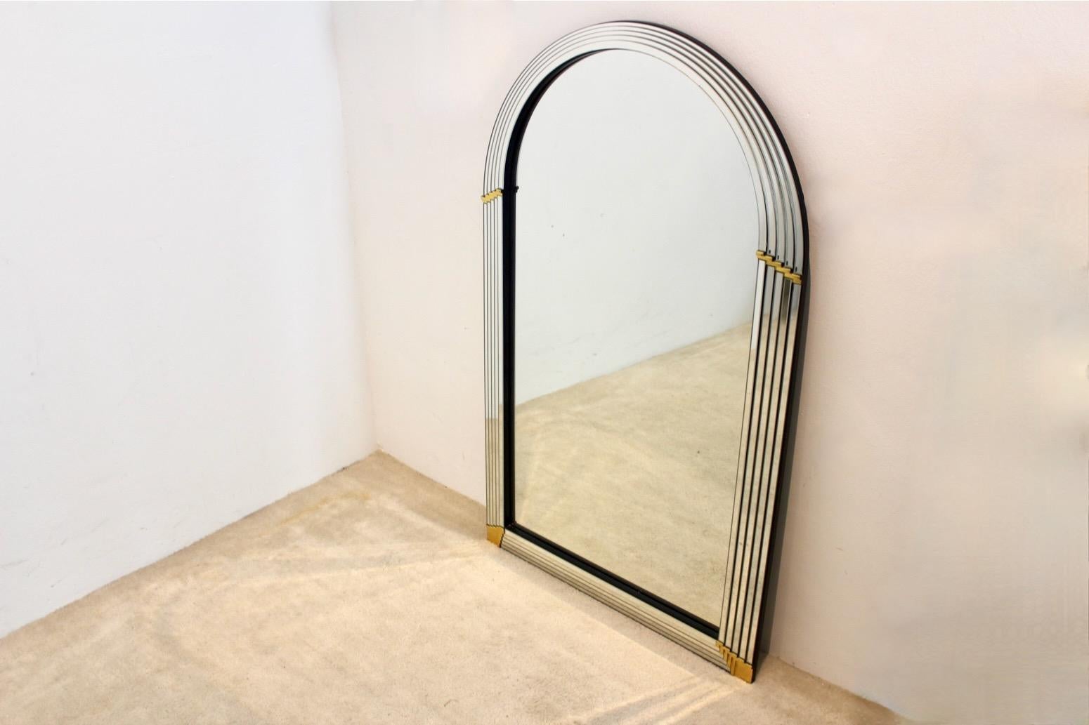 Elegant Arch Layered Mirror with Brass Accents by Deknudt Belgium For Sale 4