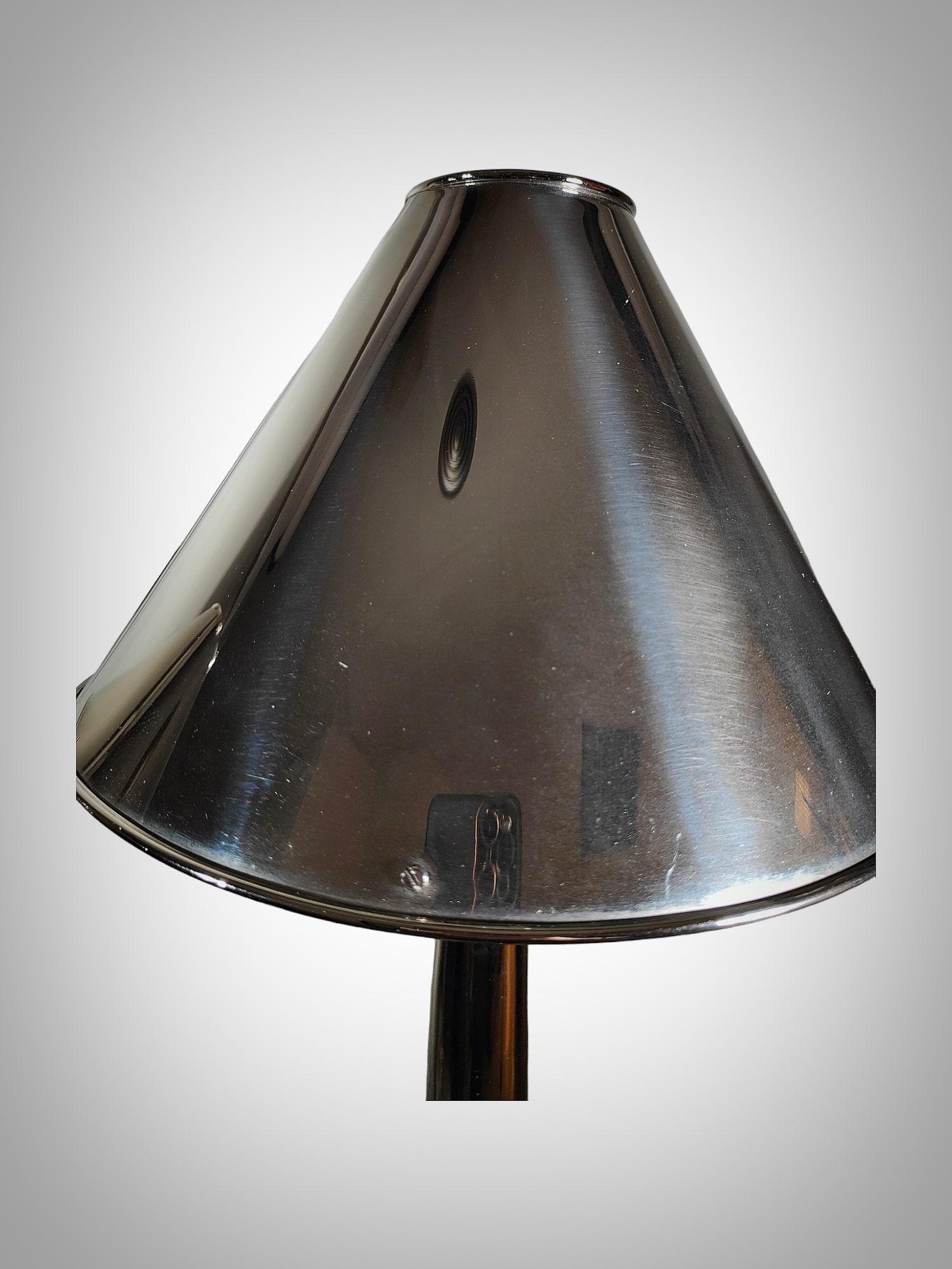Lampes en bronze de conception architecturale élégante des années 1970 en vente 2