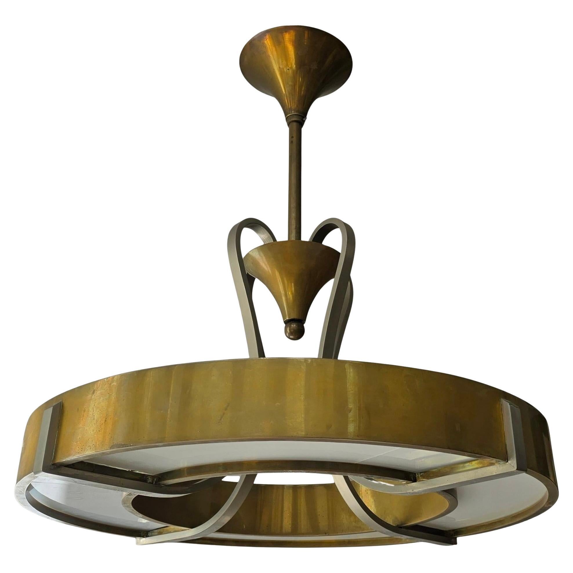 French Elegant Art Deco and Bauhaus Brass and Opaline Glass Chandelier For Sale