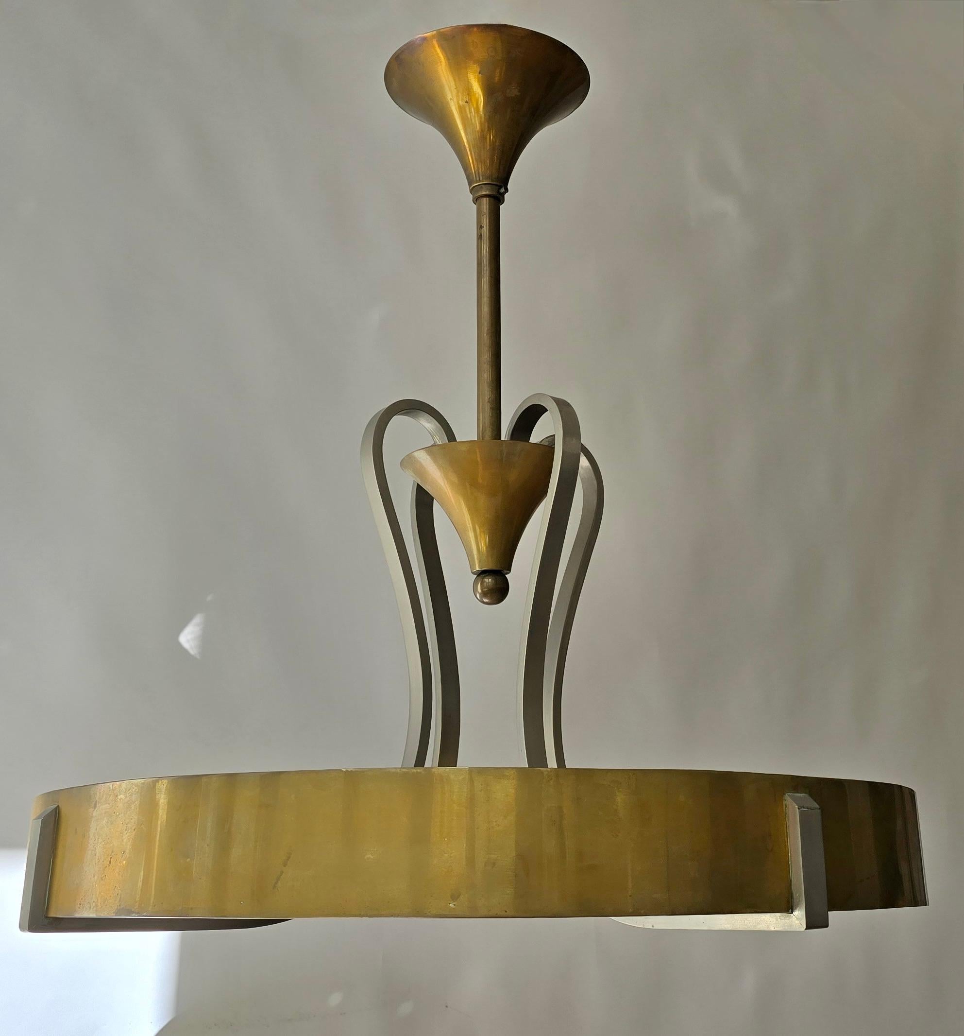20th Century Elegant Art Deco and Bauhaus Brass and Opaline Glass Chandelier For Sale