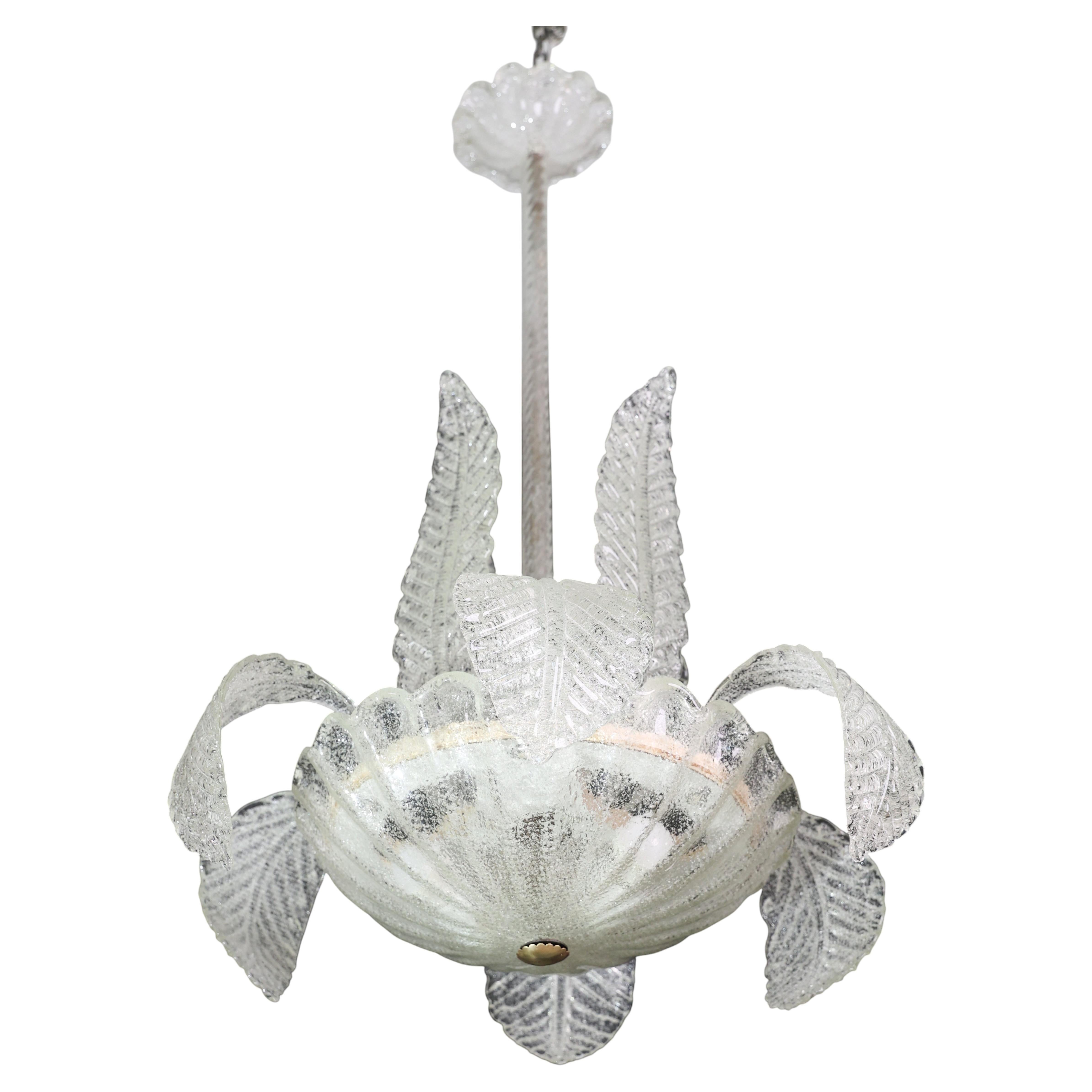 Elegant Art Deco Barovier e Toso Chandelier, Murano Glass, 1950s