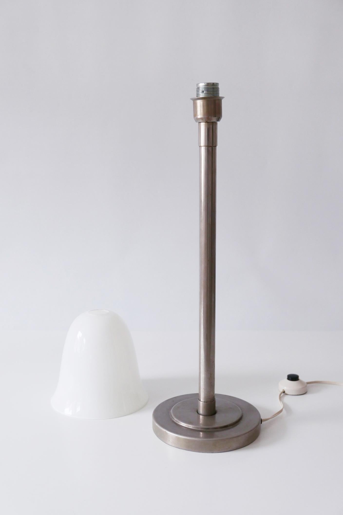 Elegante vernickelte Bauhaus-Tischlampe oder Stehlampe aus Messing im Art déco-Stil, 1930er Jahre im Angebot 7