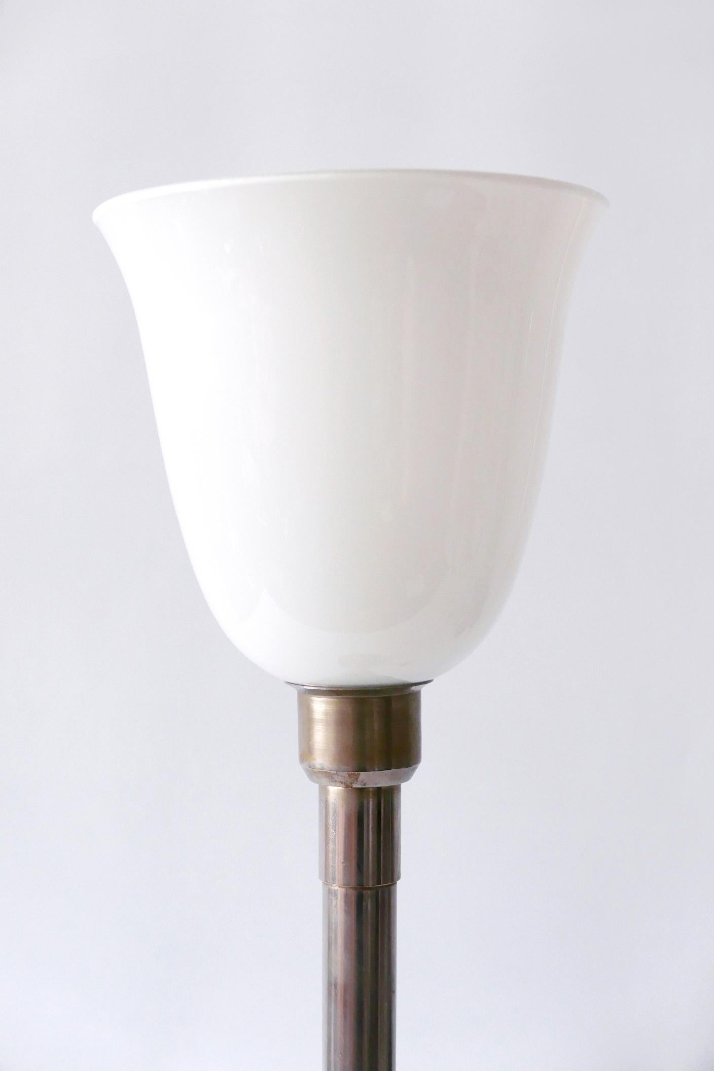 Elegante vernickelte Bauhaus-Tischlampe oder Stehlampe aus Messing im Art déco-Stil, 1930er Jahre (Mitte des 20. Jahrhunderts) im Angebot