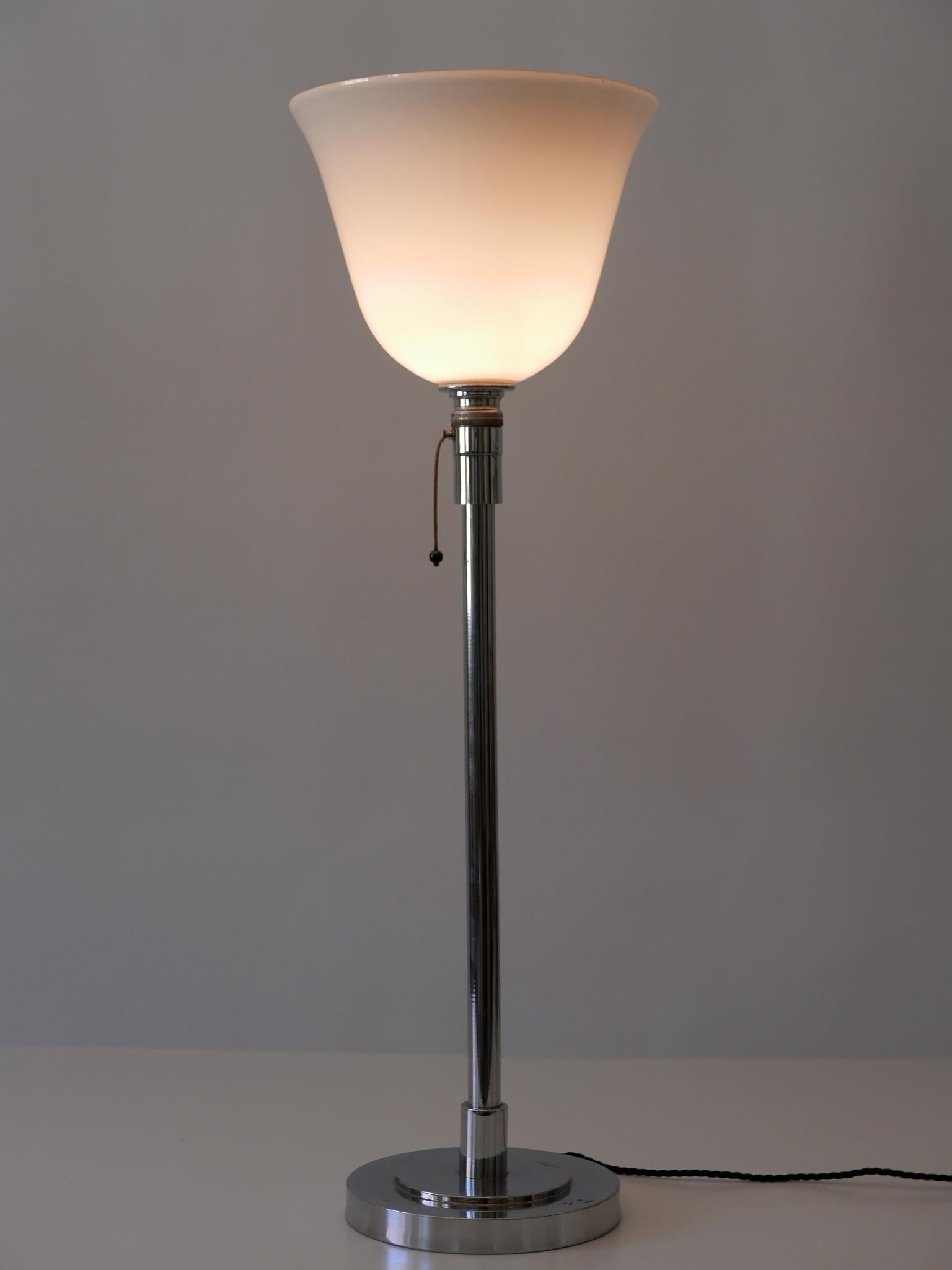 Elegant Art Deco Bauhaus Table Lamp or Floor Light by Mazda Paris, France, 1930s In Good Condition For Sale In Munich, DE