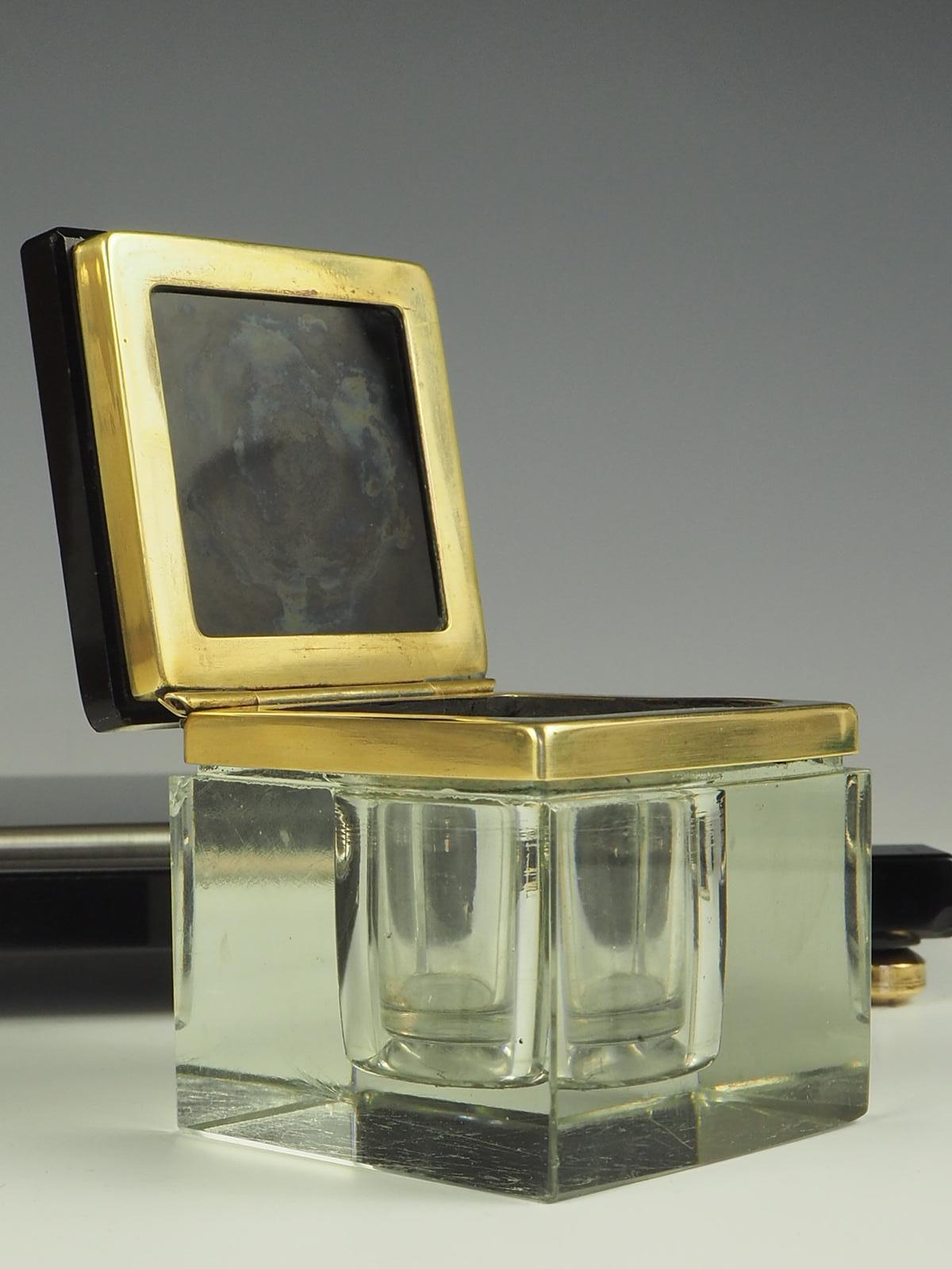 Elegant Art Deco Black & Gold Desk Tidy For Sale 2