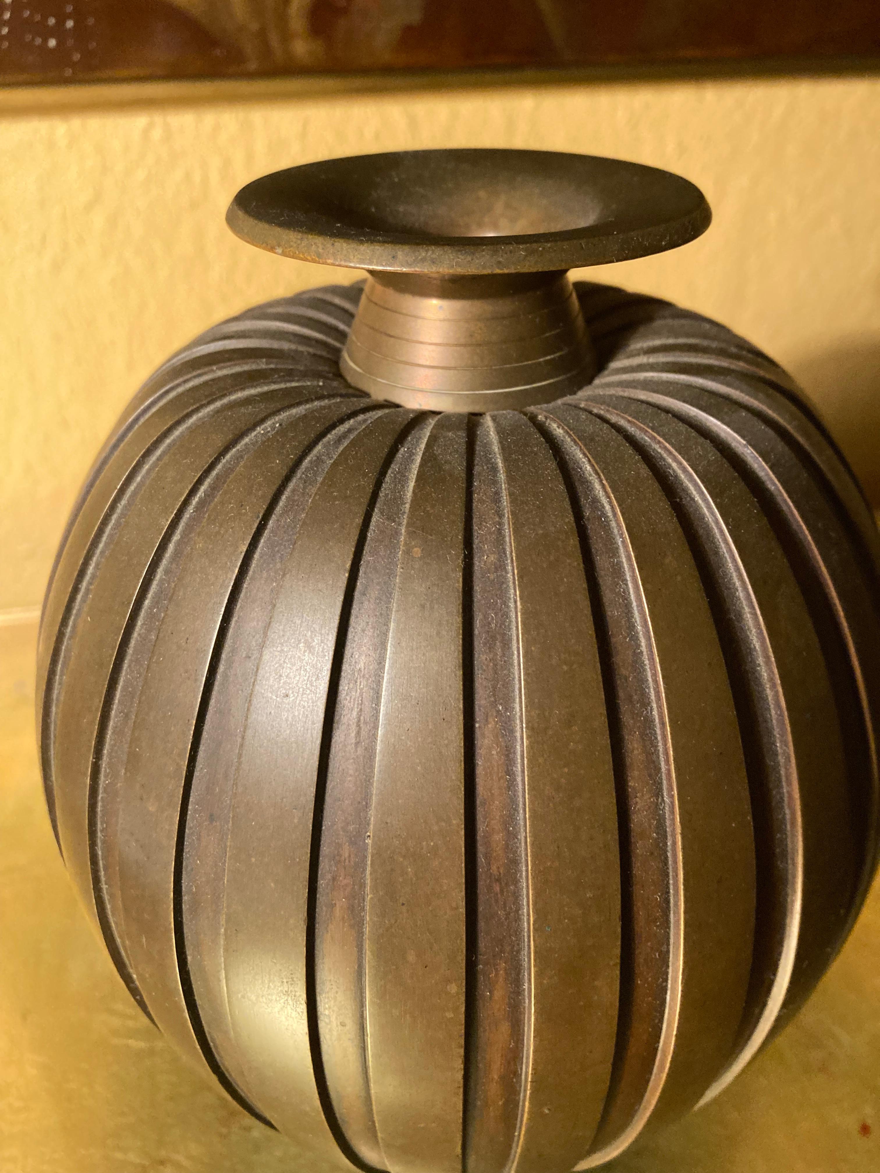 Elegant Art Déco Bronze Vase by Evan Jensen, Denmark, 1930s For Sale 2