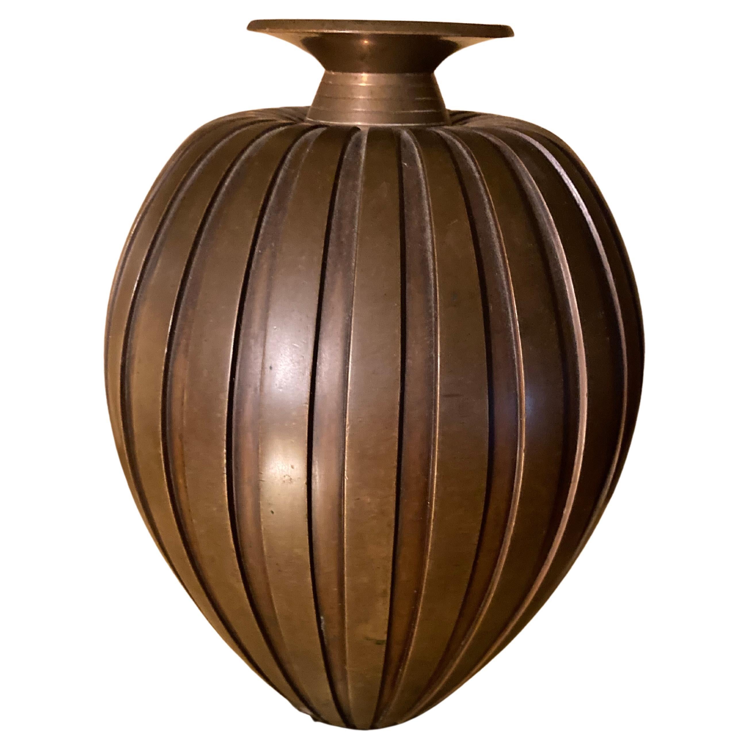 Elegant Art Déco Bronze Vase by Evan Jensen, Denmark, 1930s For Sale