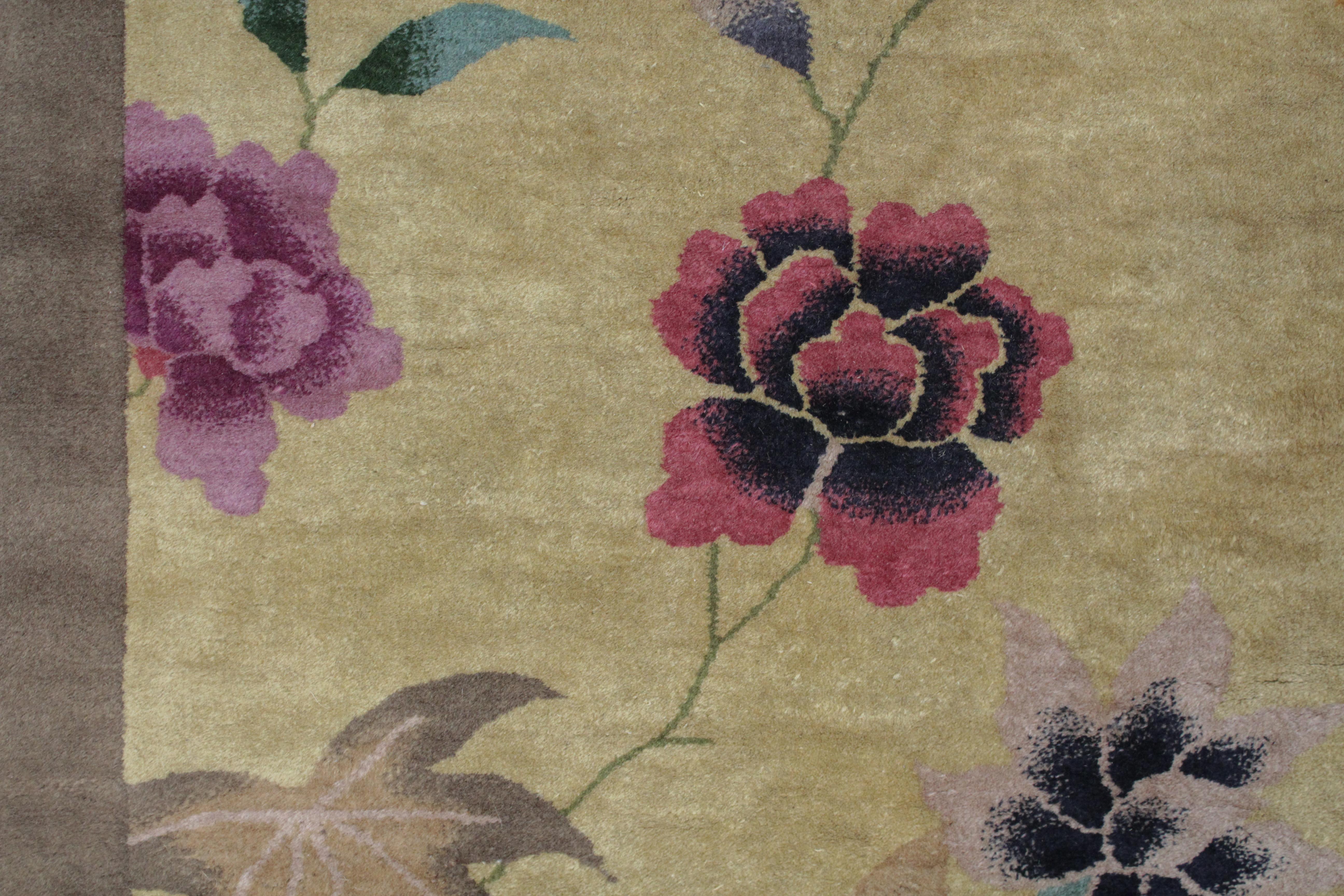 Elegant Art Deco Chinese Rug by Nichols & Co. In Good Condition For Sale In Milan, IT