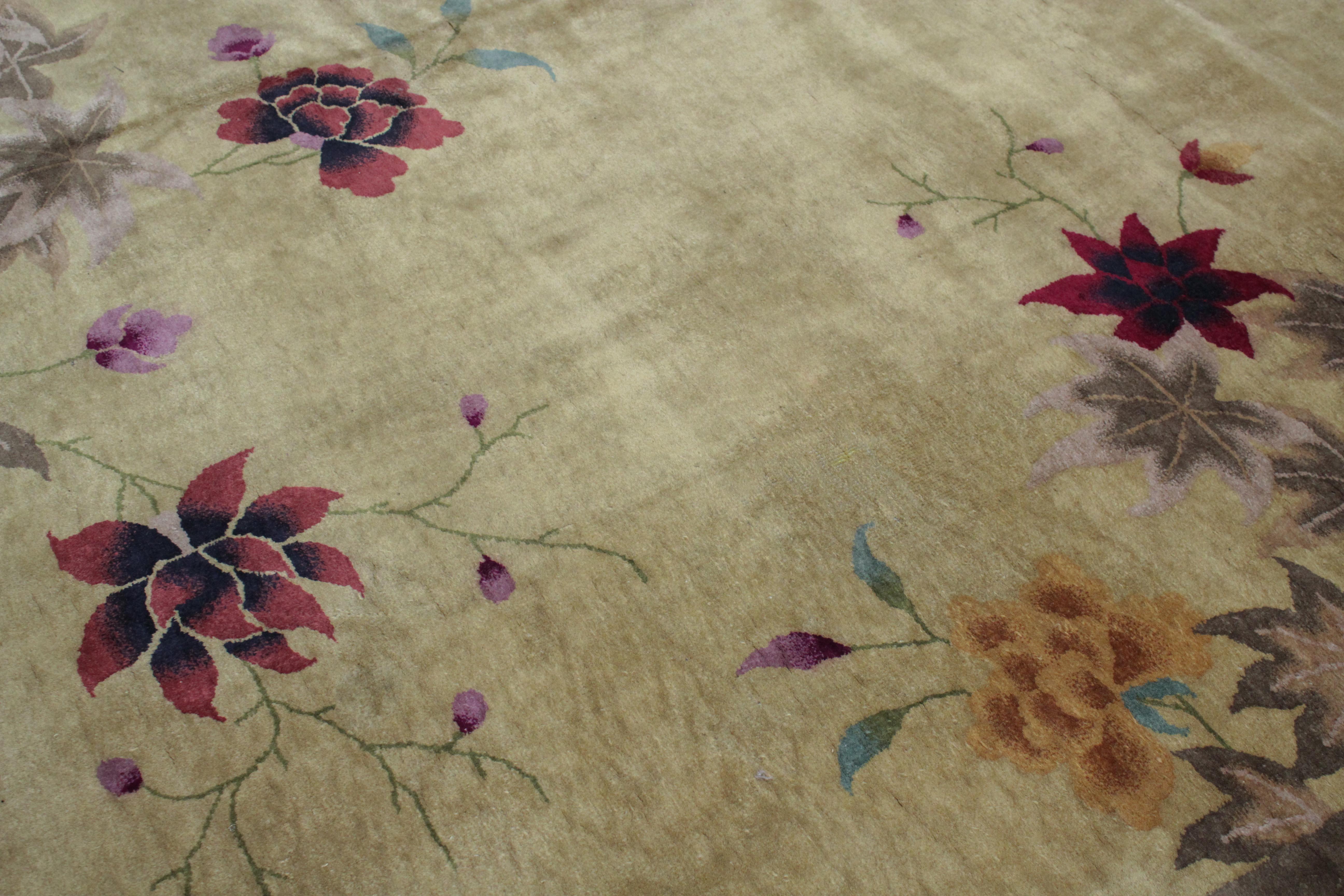 Elegant Art Deco Chinese Rug by Nichols & Co. For Sale 1
