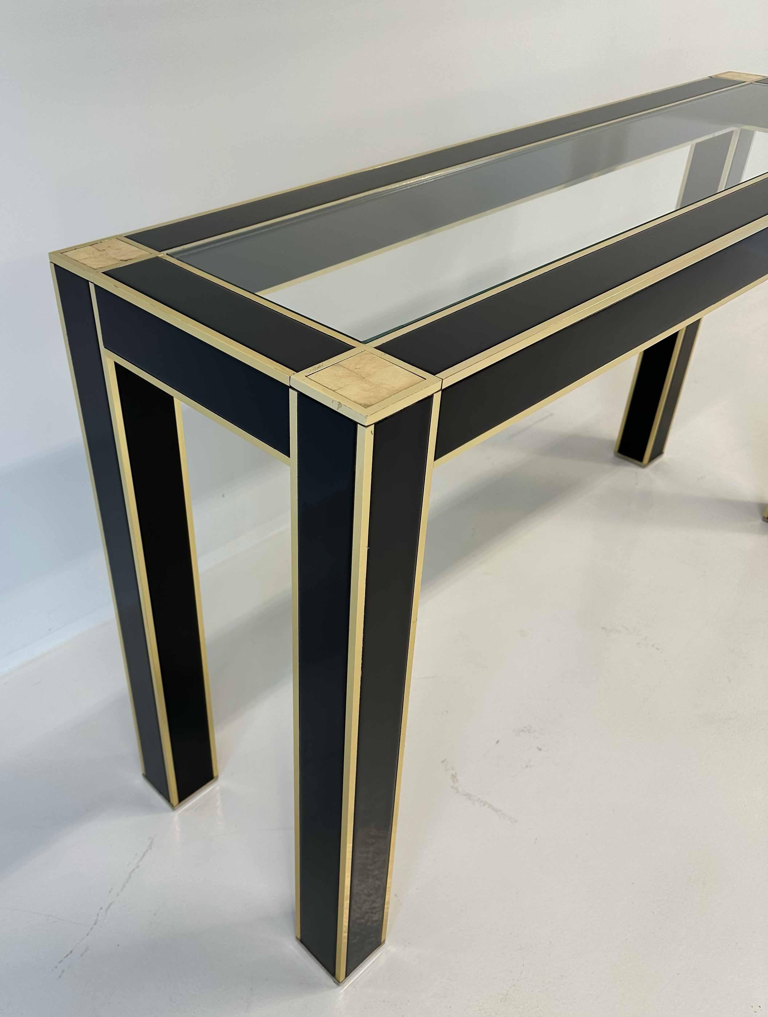 Elegant Art Deco Console Black Lacquer, Brass Trim Attr. Willy Rizzo, 1970s For Sale 1