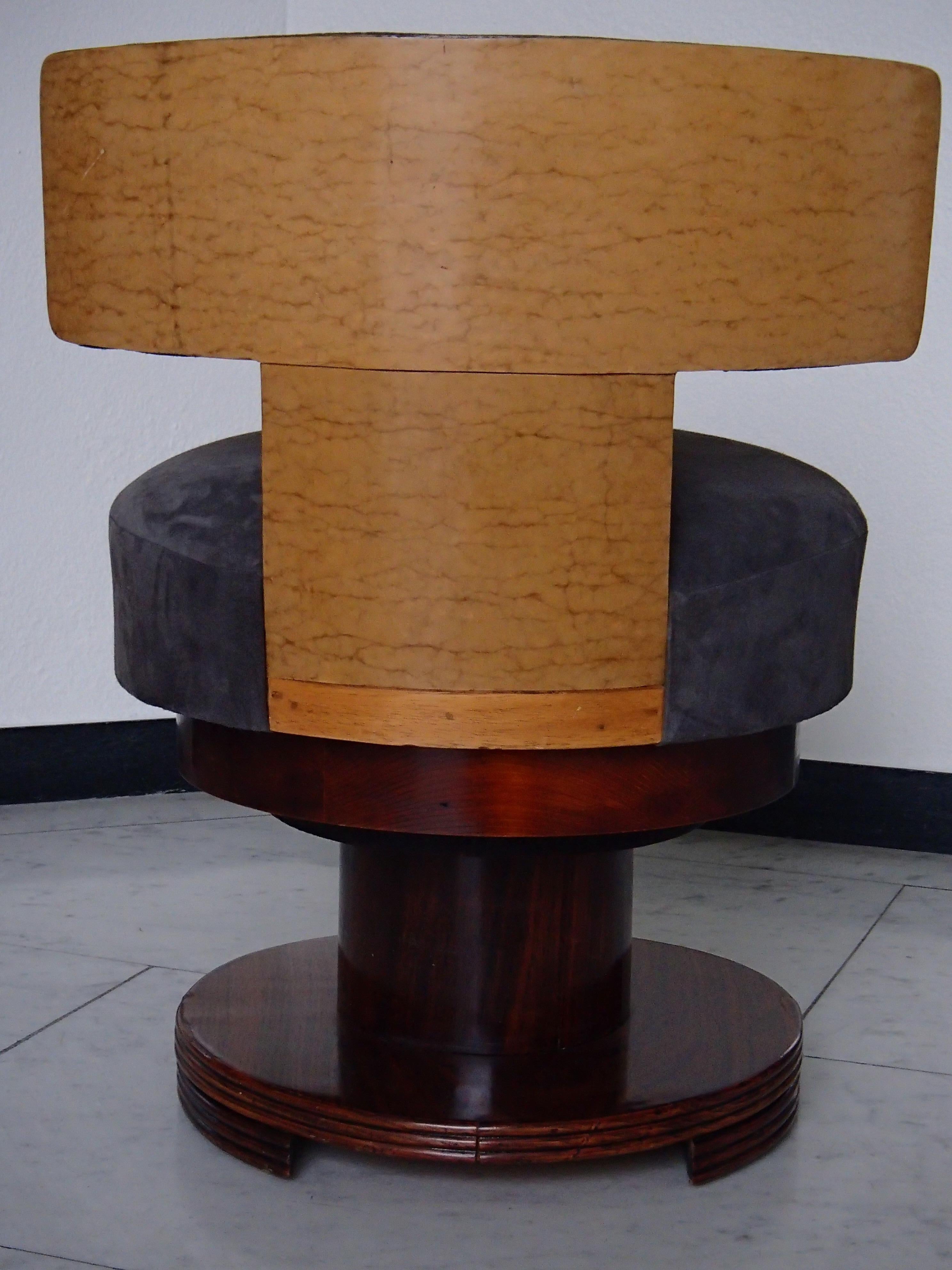 Elegant Art Deco Dressing Chair Grey Nubuc  Leather Rose Wood and Maple Eye For Sale 5