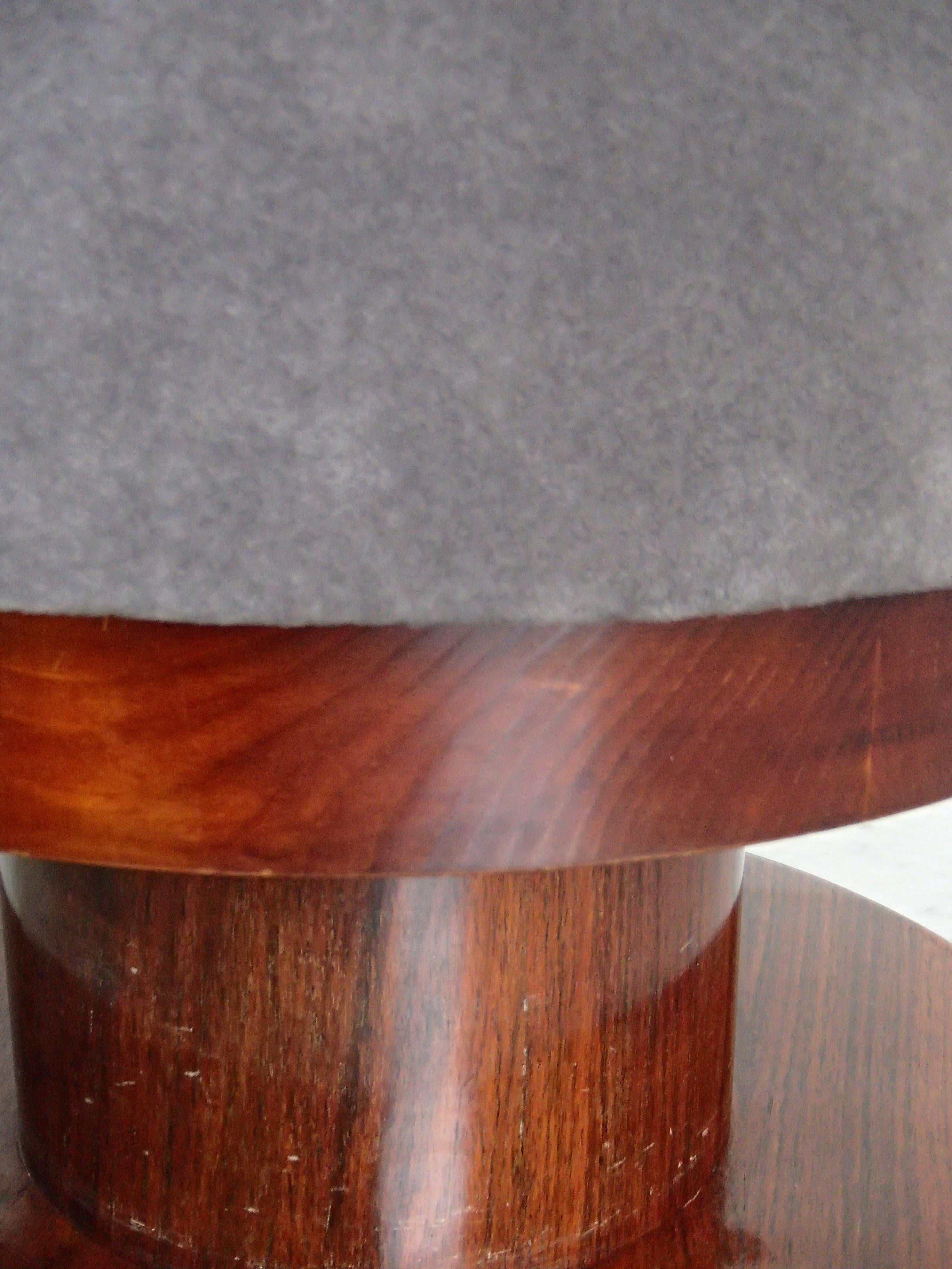 Elegant Art Deco Dressing Chair Grey Nubuc  Leather Rose Wood and Maple Eye For Sale 11