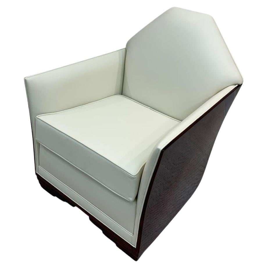 Américain Élégante chaise longue Art déco et pouf en cuir en vente