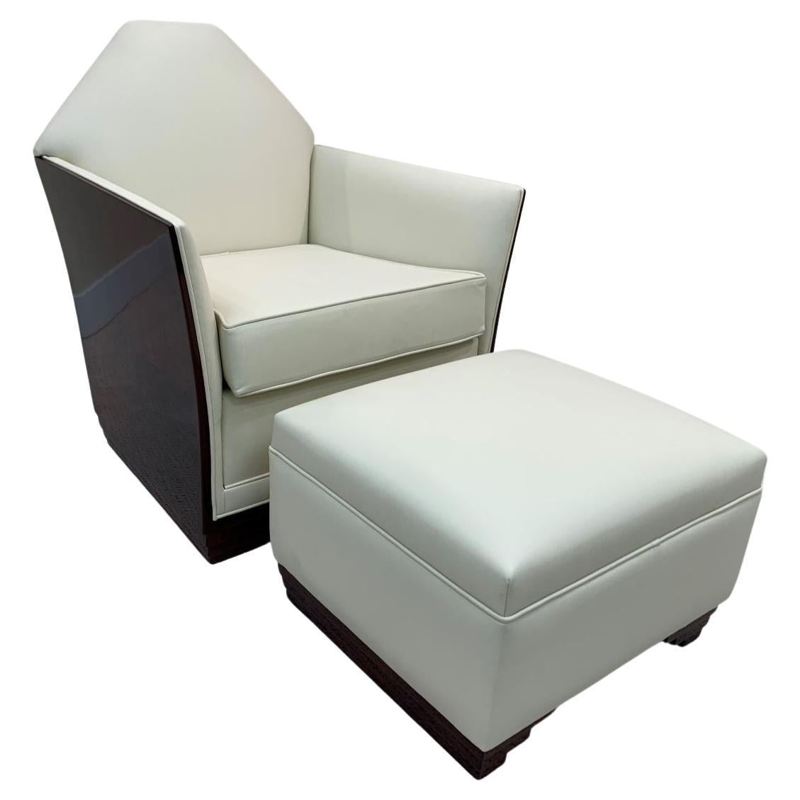 Élégante chaise longue Art déco et pouf en cuir Excellent état - En vente à Bernville, PA