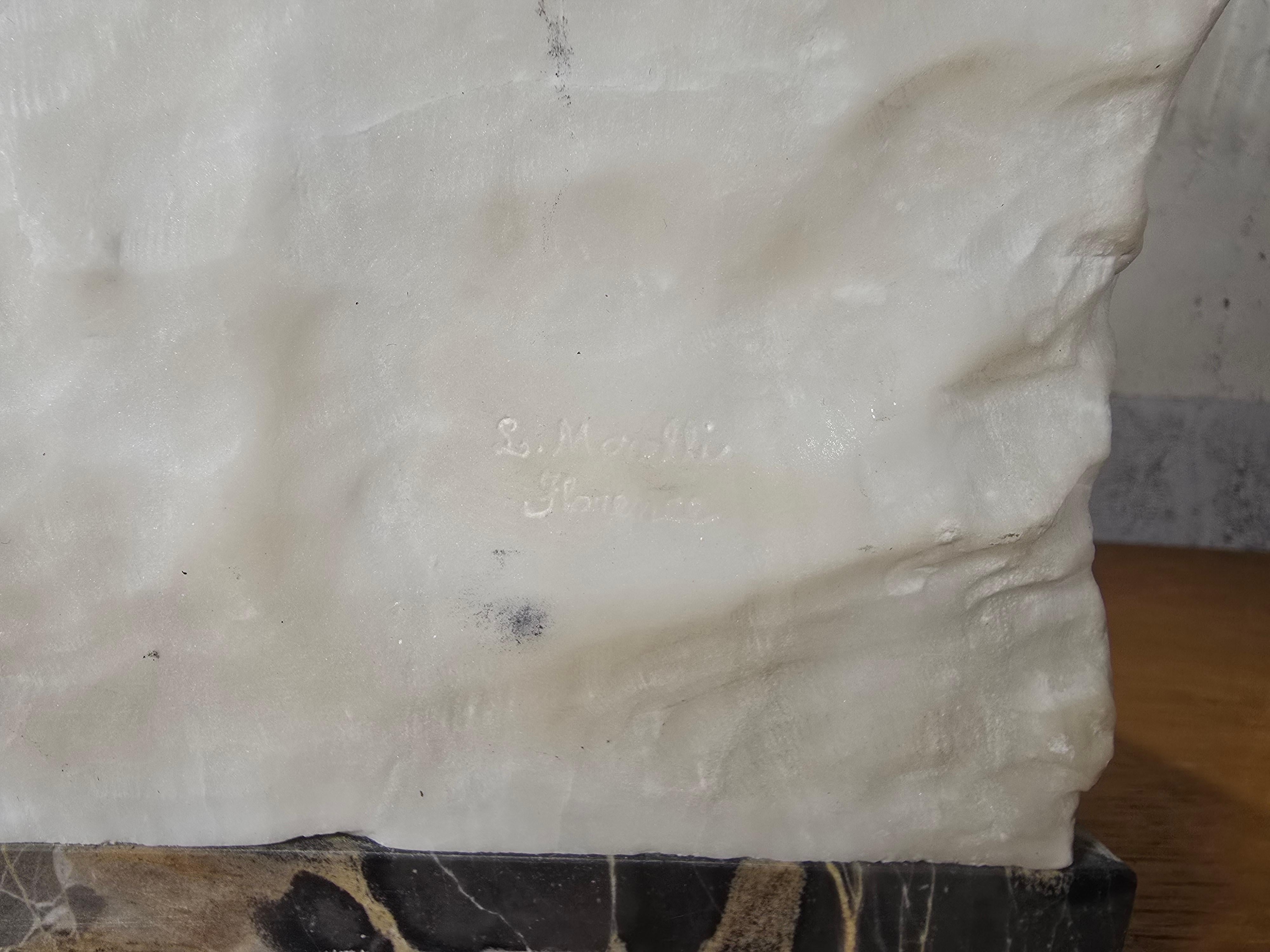 Elegante Escultura Art Decó de Mármol Firmada por L. Morelli, Florencia en Bueno estado para la venta en Madrid, ES