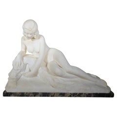 Elegante Escultura Art Decó de Mármol Firmada por L. Morelli, Florencia