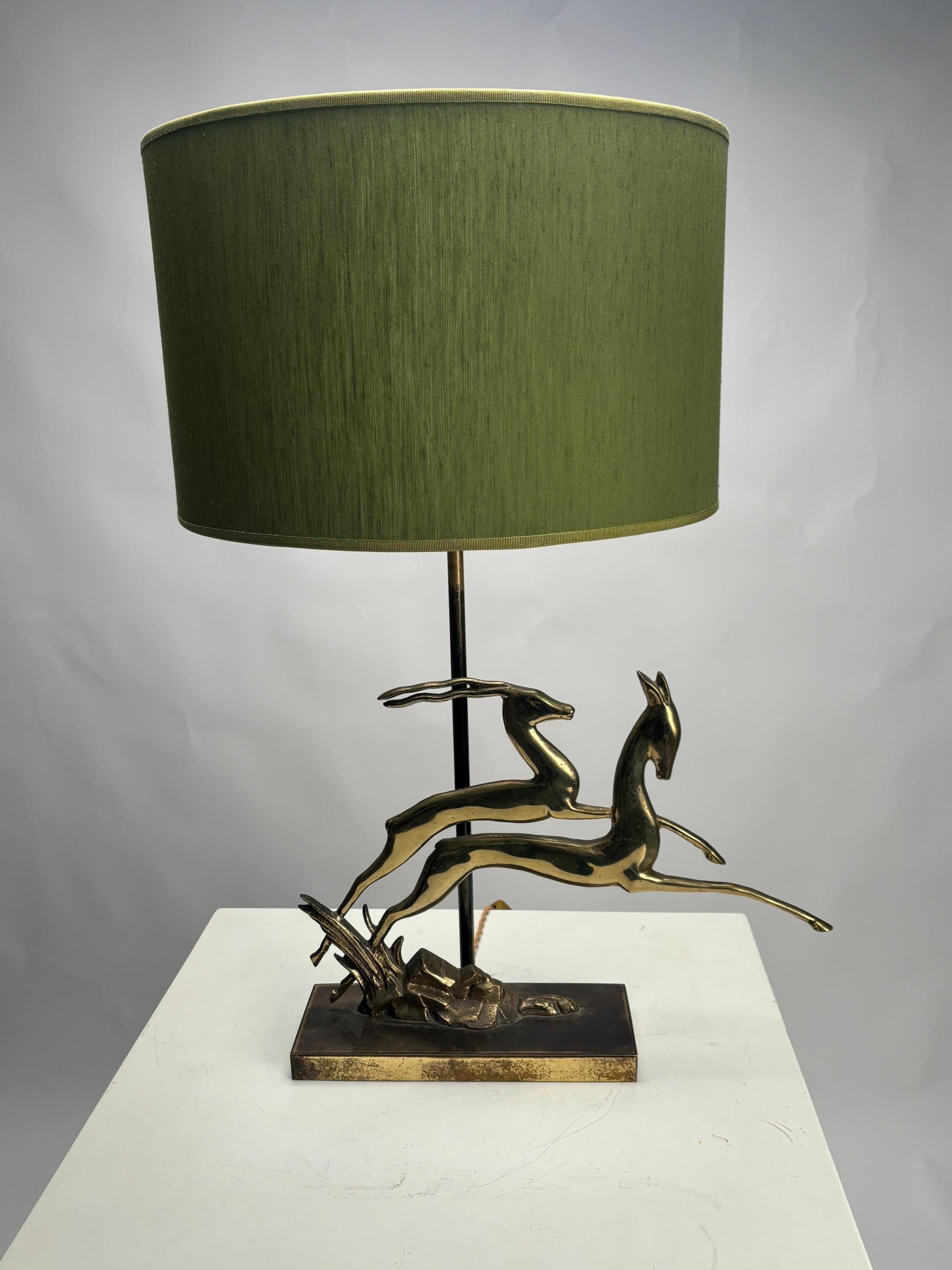 Elegant Art Deco metal table lamp, France, 1940s For Sale 1