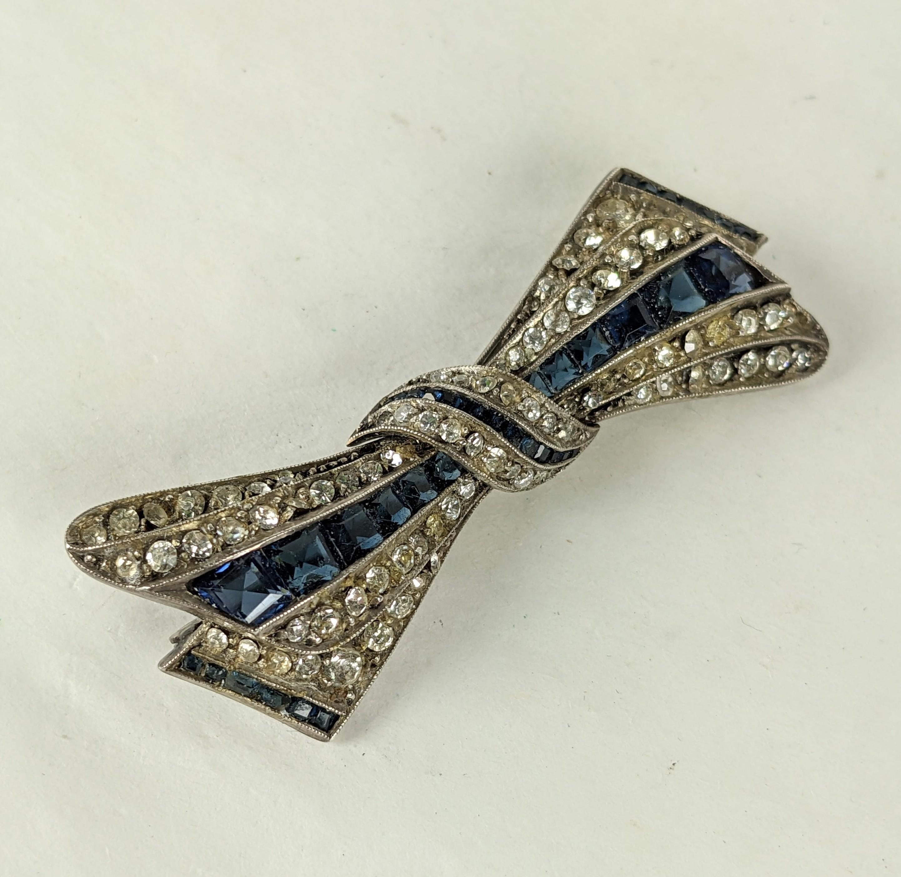 Elegant Art Deco Paste Sapphire Bow In Good Condition For Sale In New York, NY