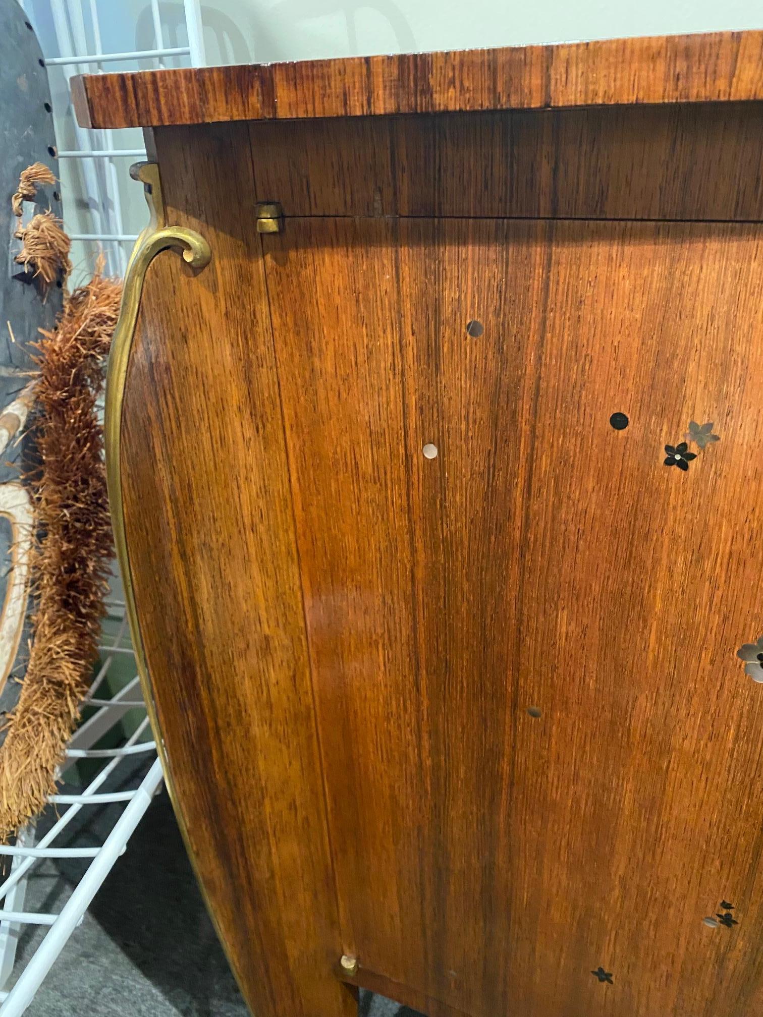 Elegant Art Deco Period Inlaid Walnut Buffet by Jules Leleu For Sale 13