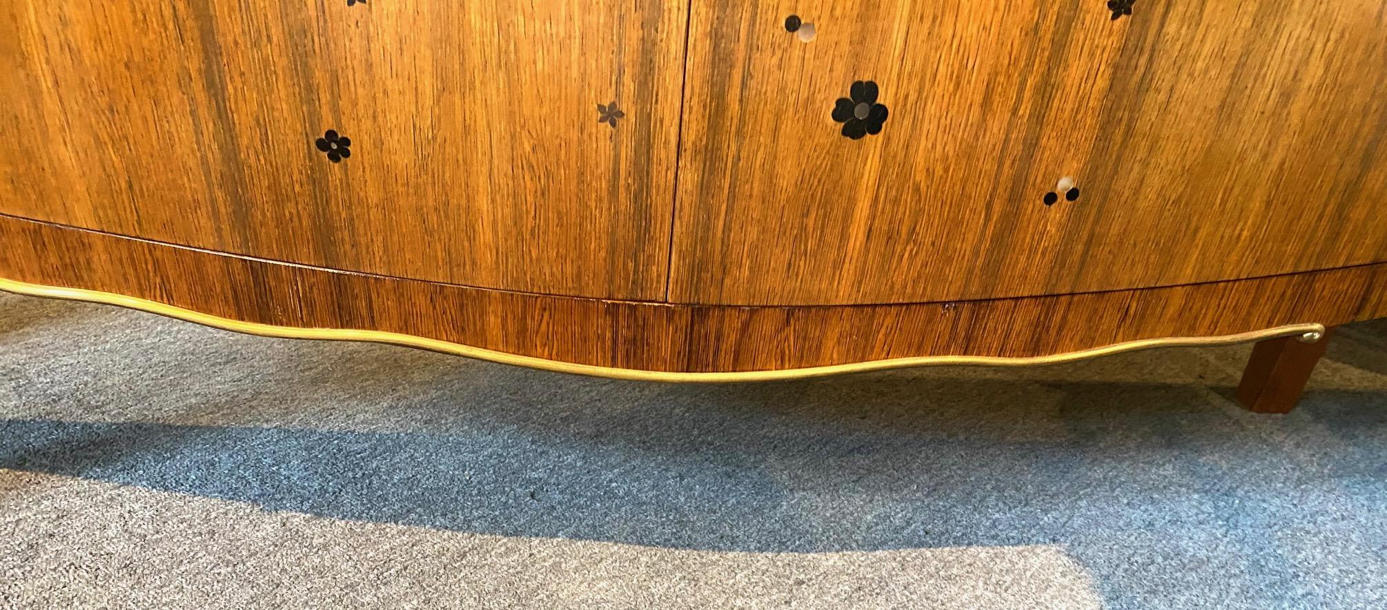 Elegant Art Deco Period palissander buffet by Jules Leleu For Sale 3