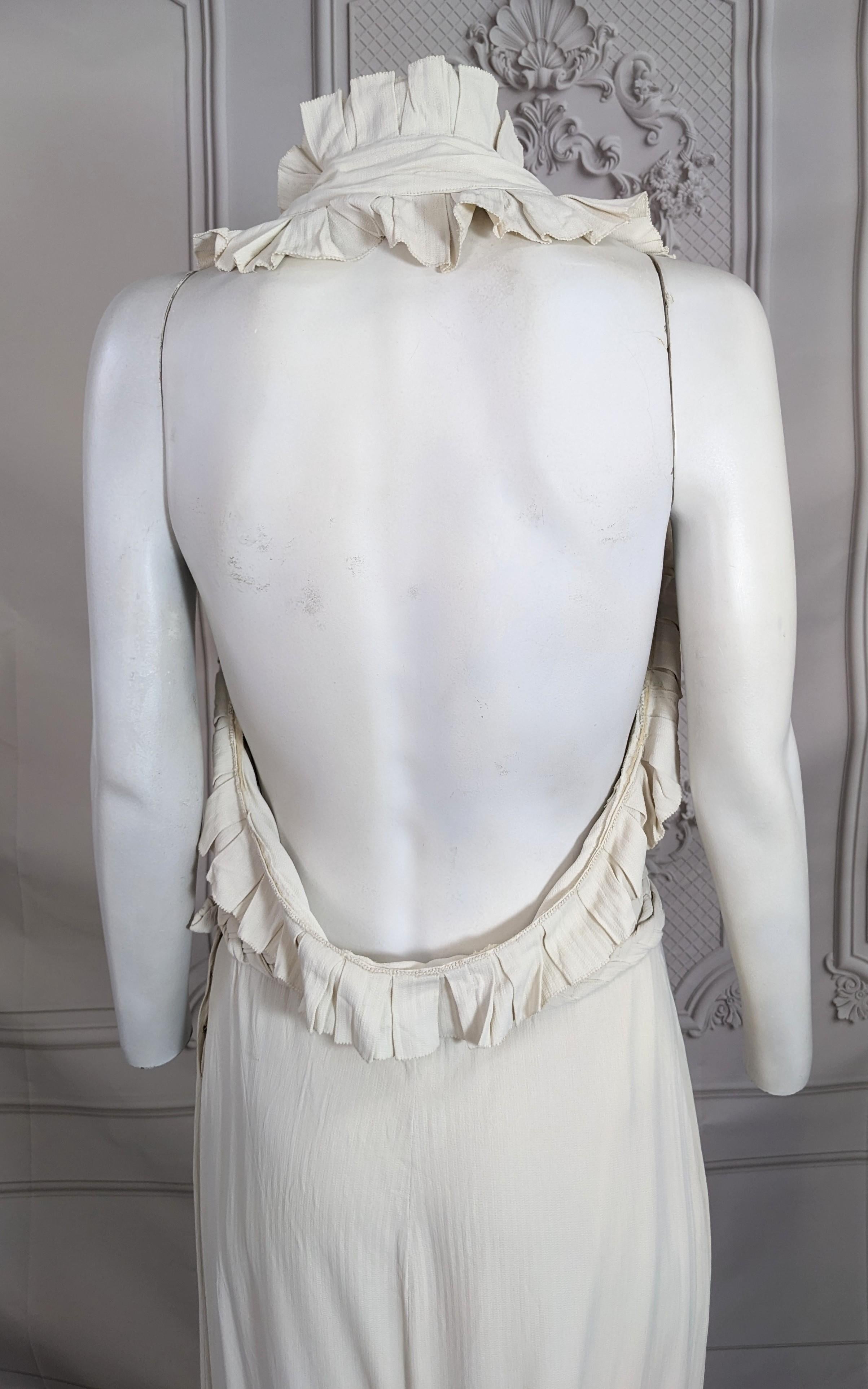 Elegantes Art Deco Kleid aus plissiertem Krepp und Capelet im Angebot 5