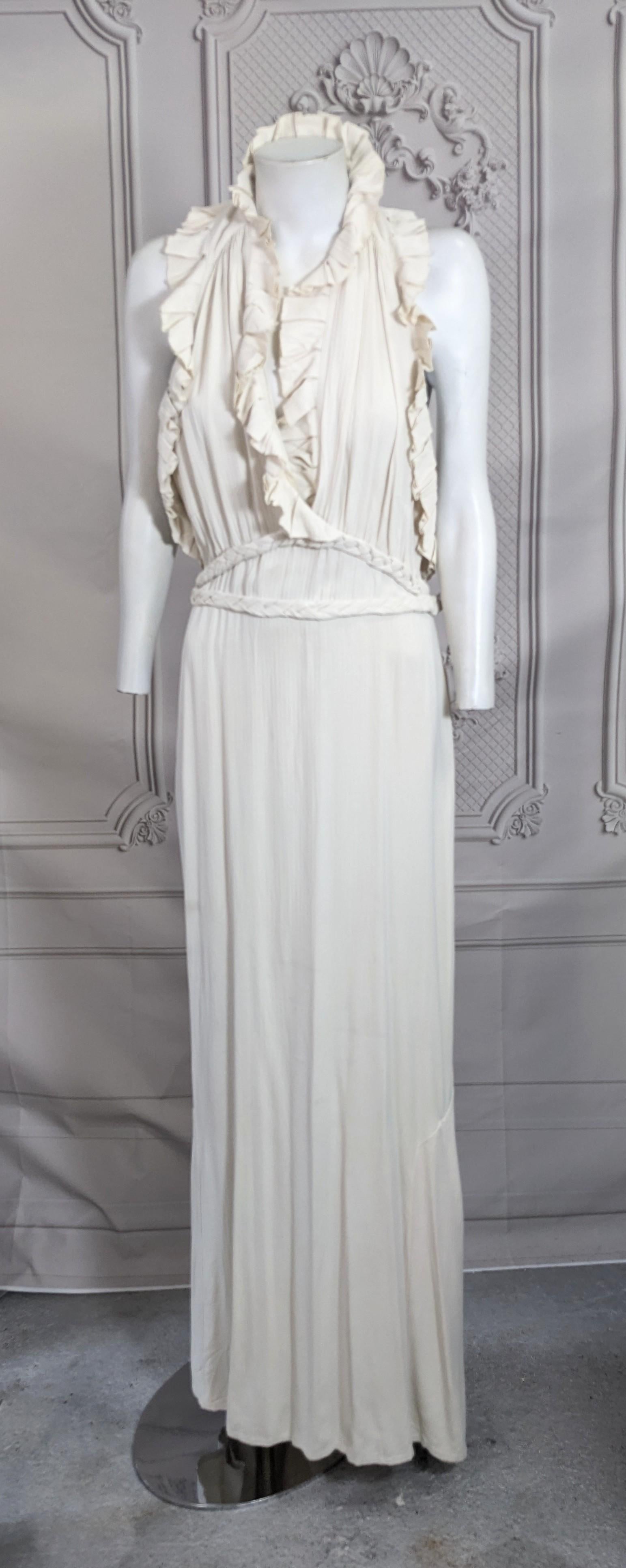 Elegantes Art Deco Kleid aus plissiertem Krepp und Capelet im Angebot 1