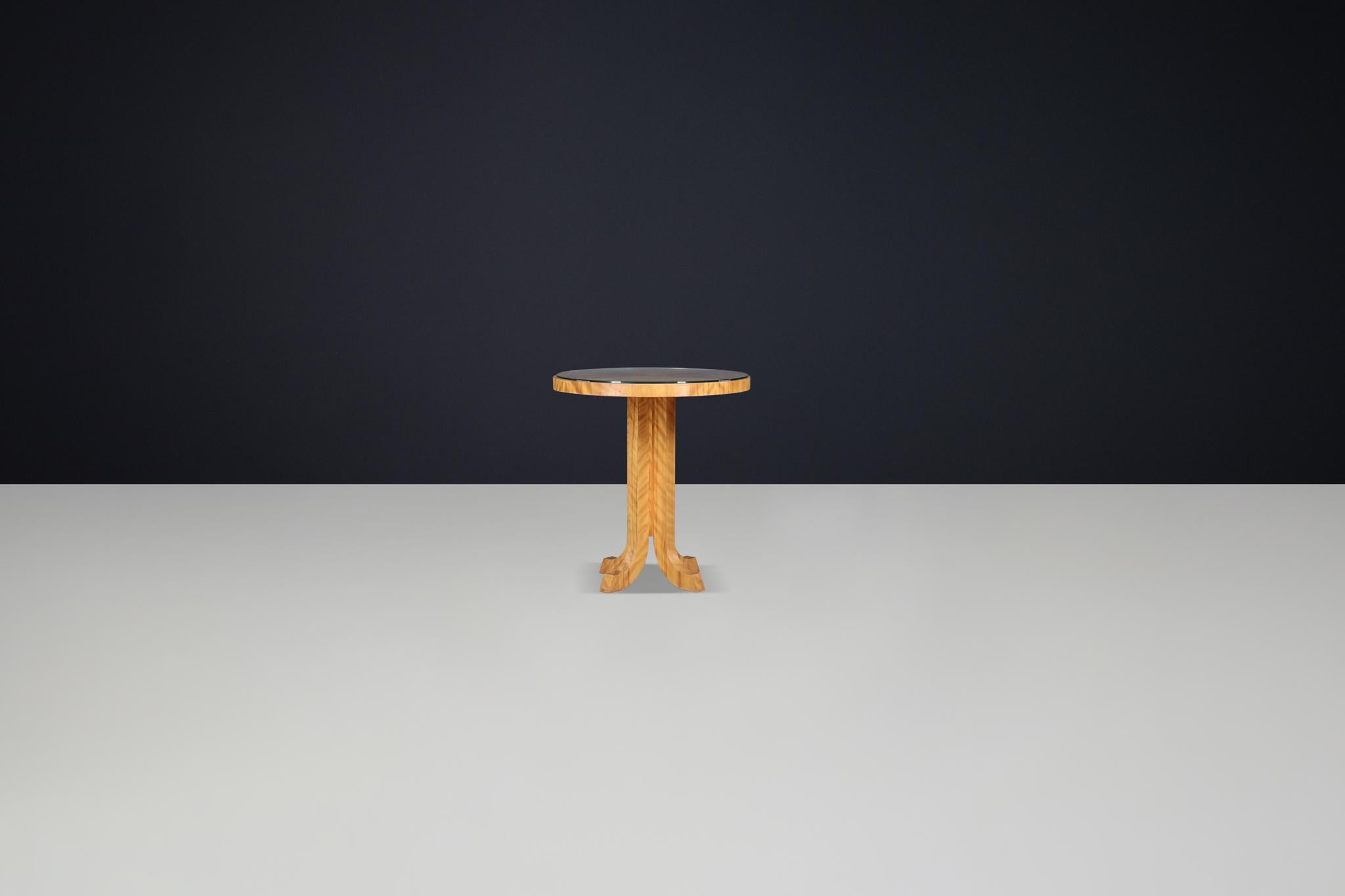 Czech Elegant Art Deco Round Side Table in Birch,  Prague 1930s For Sale