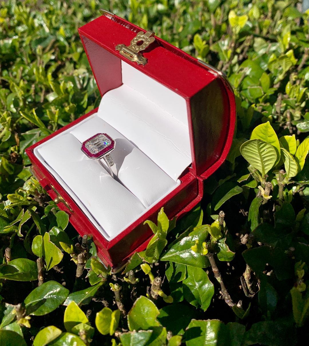 Elegant Art Deco Style Diamond and Ruby Calibre Cut 18 Karat White Gold Ring In Excellent Condition In Tustin, CA